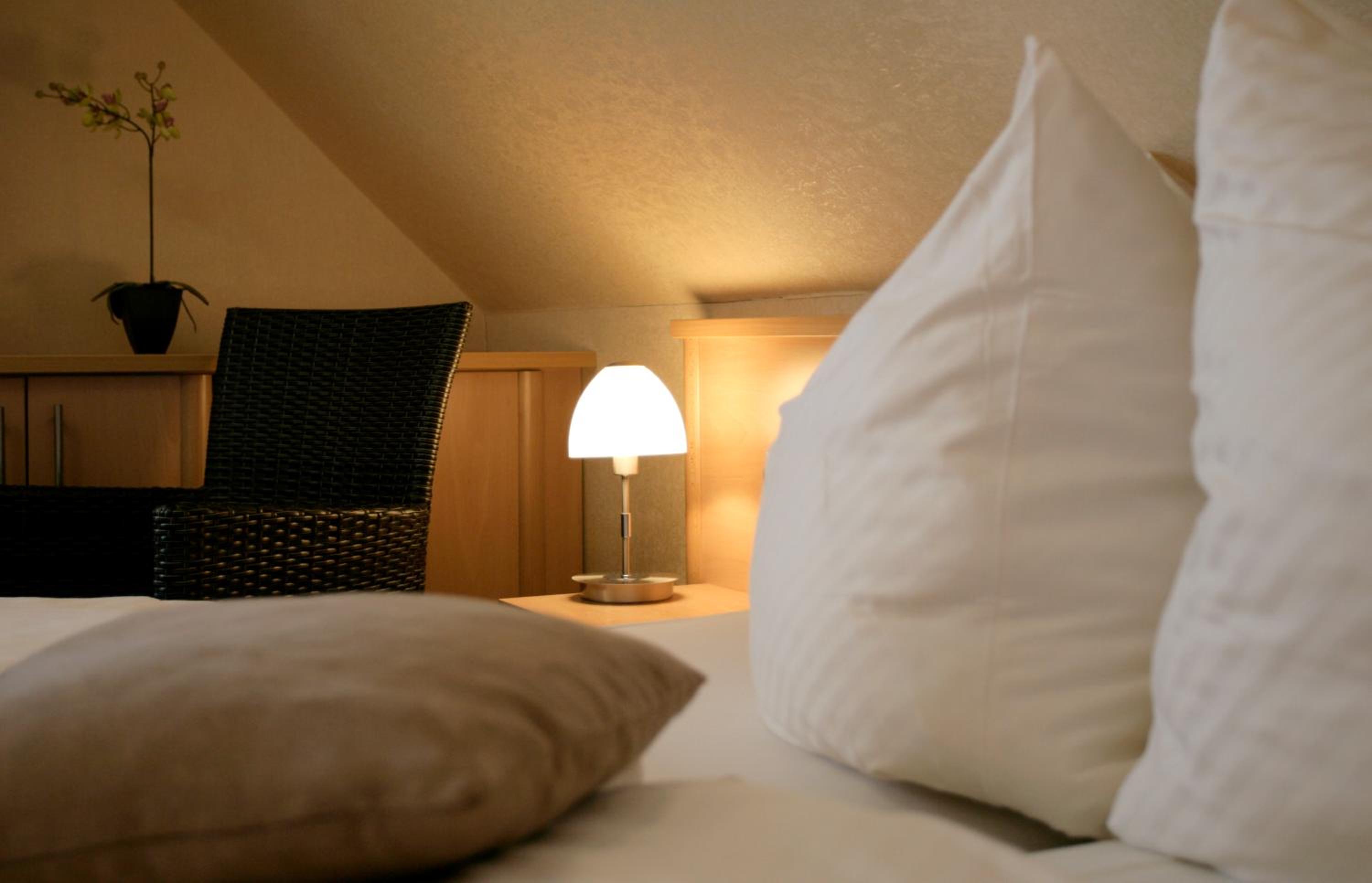 Small Double Room - Photo 1
