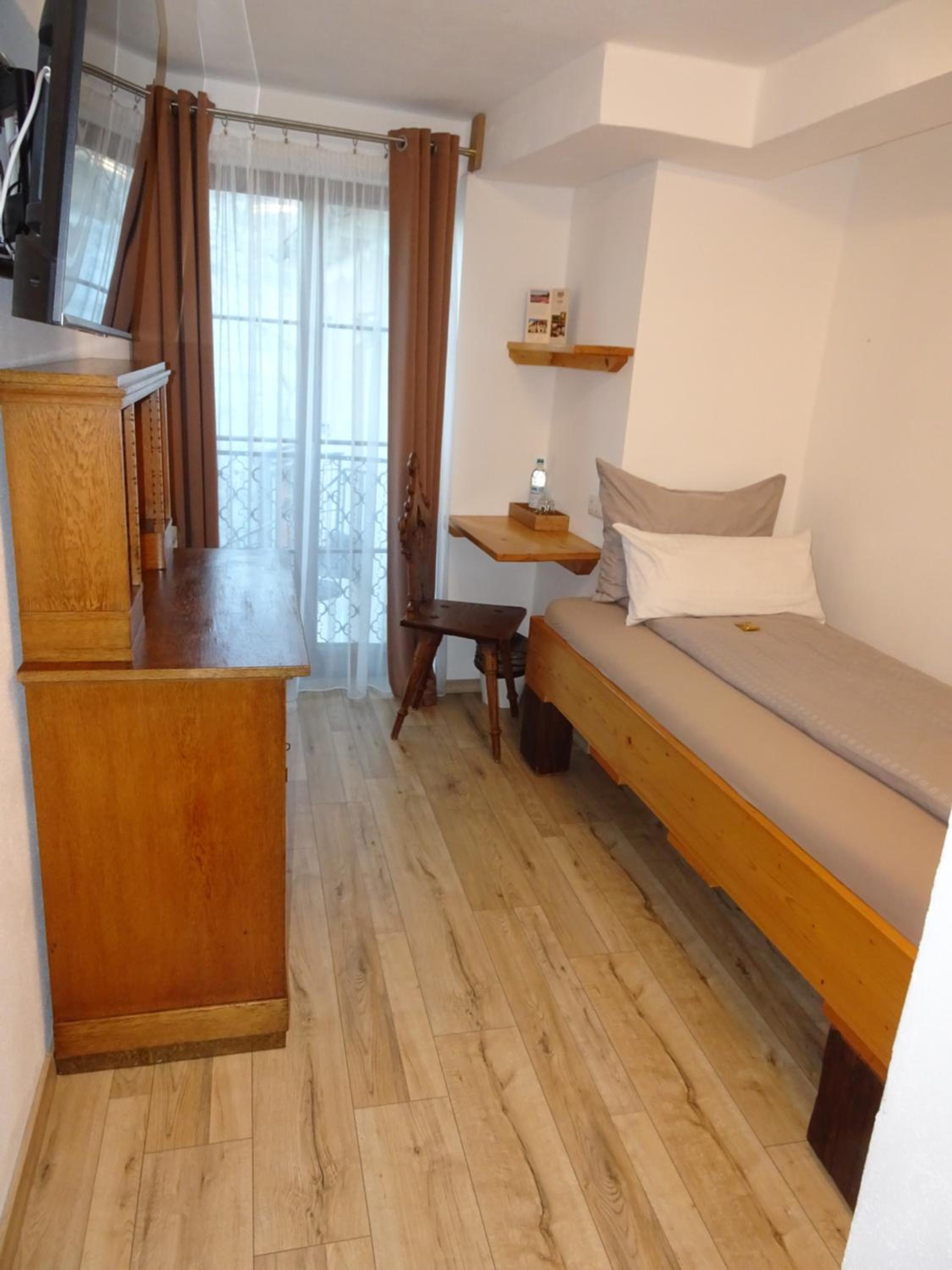 Small Single Room