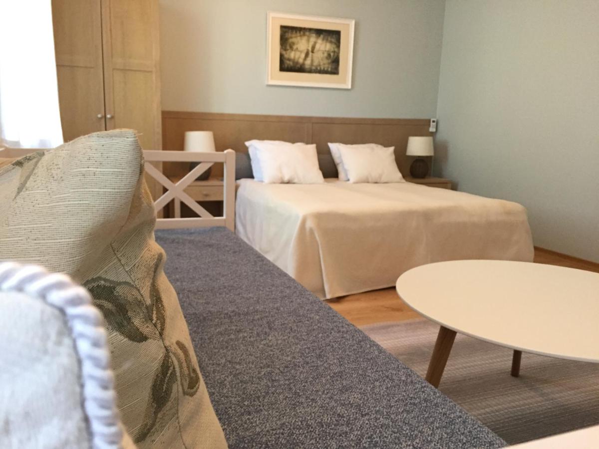 Large Double or Twin Room - Photo 6