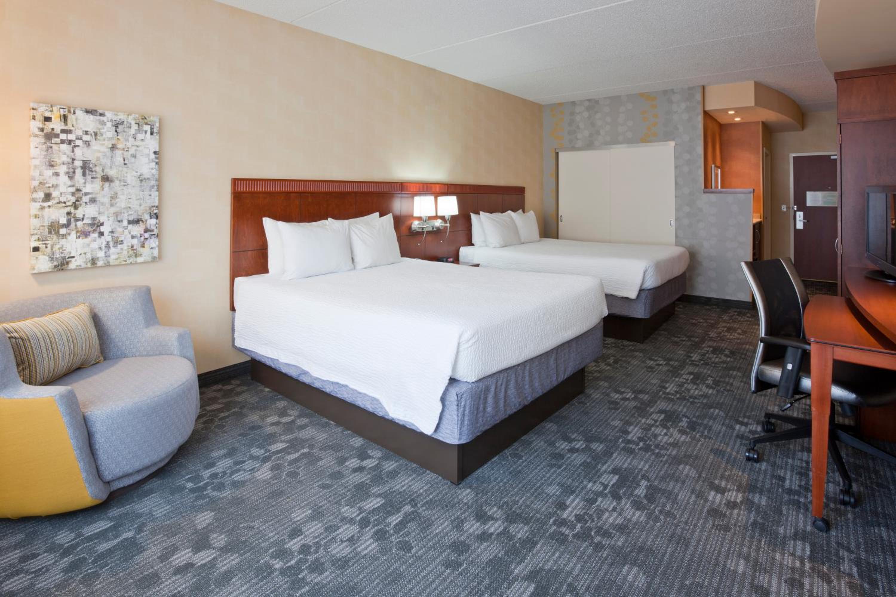 Queen Room with Two Queen Beds and Roll-in Shower - Mobility and Hearing Accessible