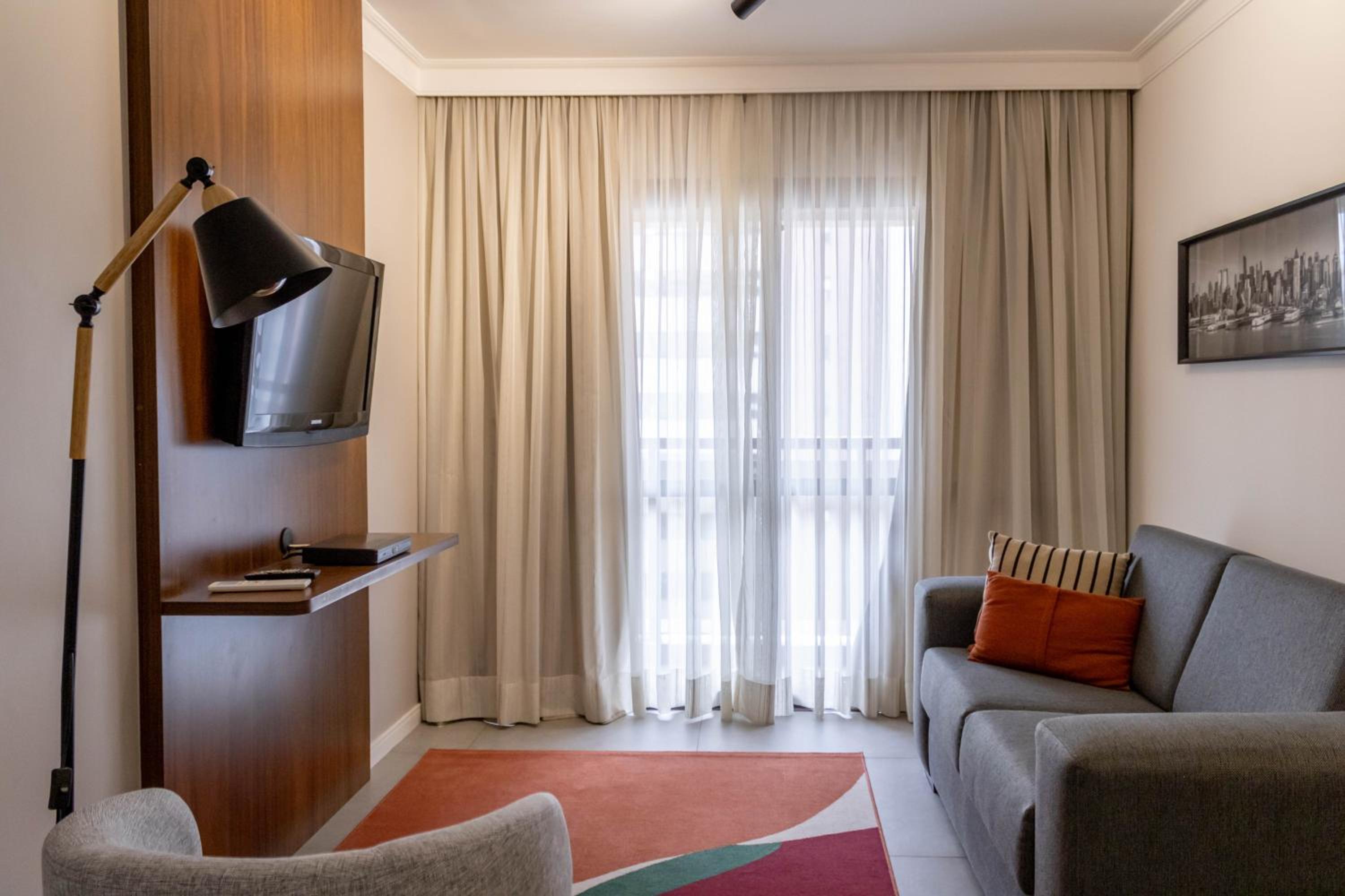 Executive Room, 1 Queen Bed