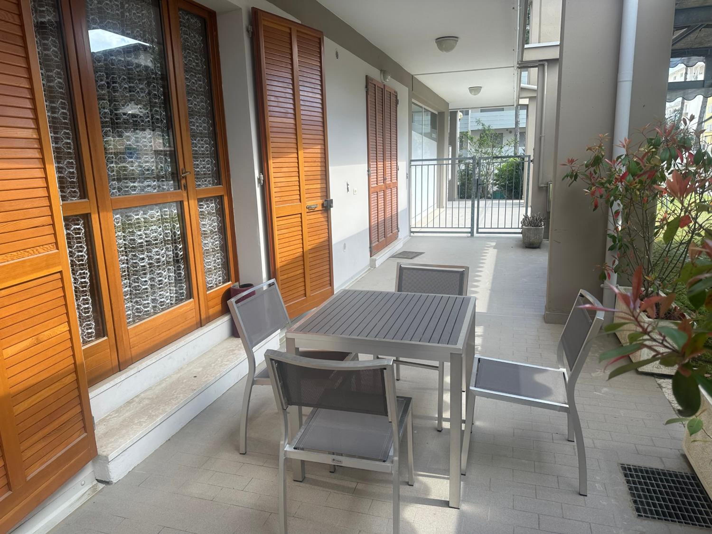 Apartment - Ground Floor photo 3