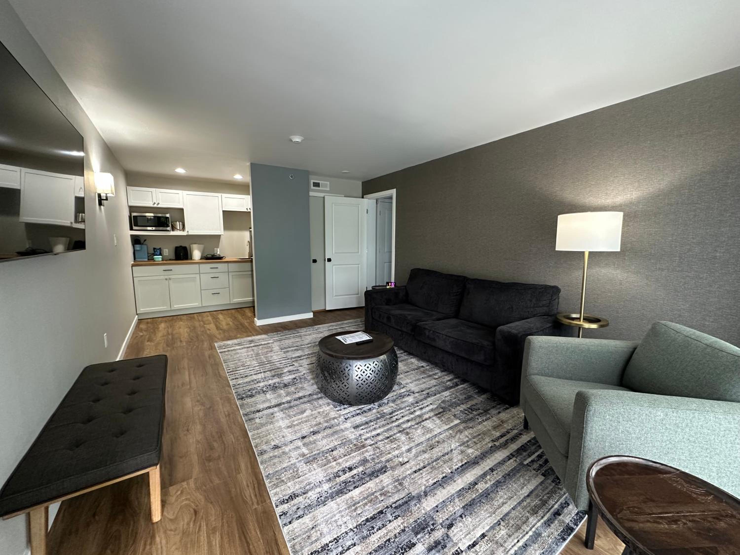 King Studio with Sofa Bed