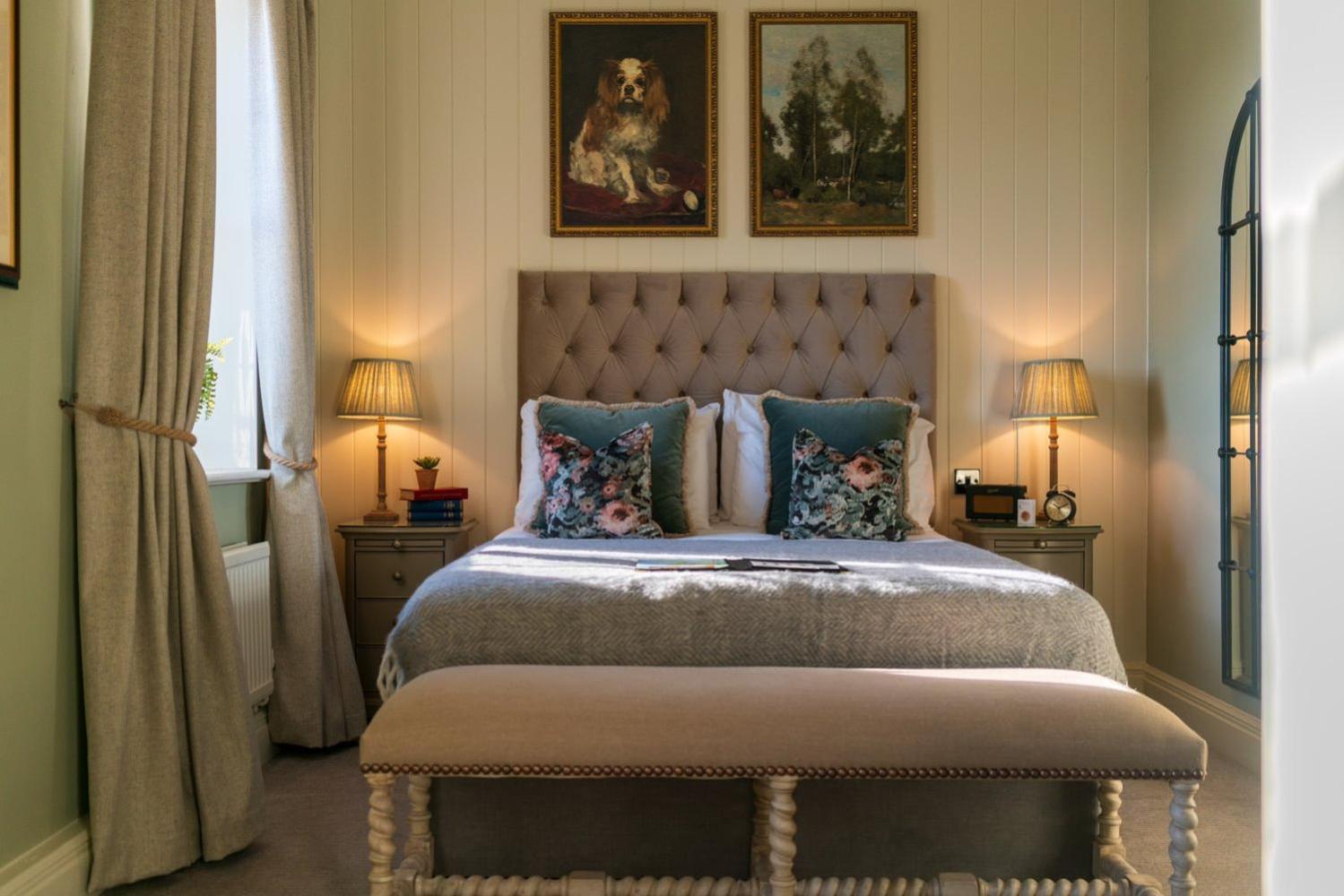 Superior King Room