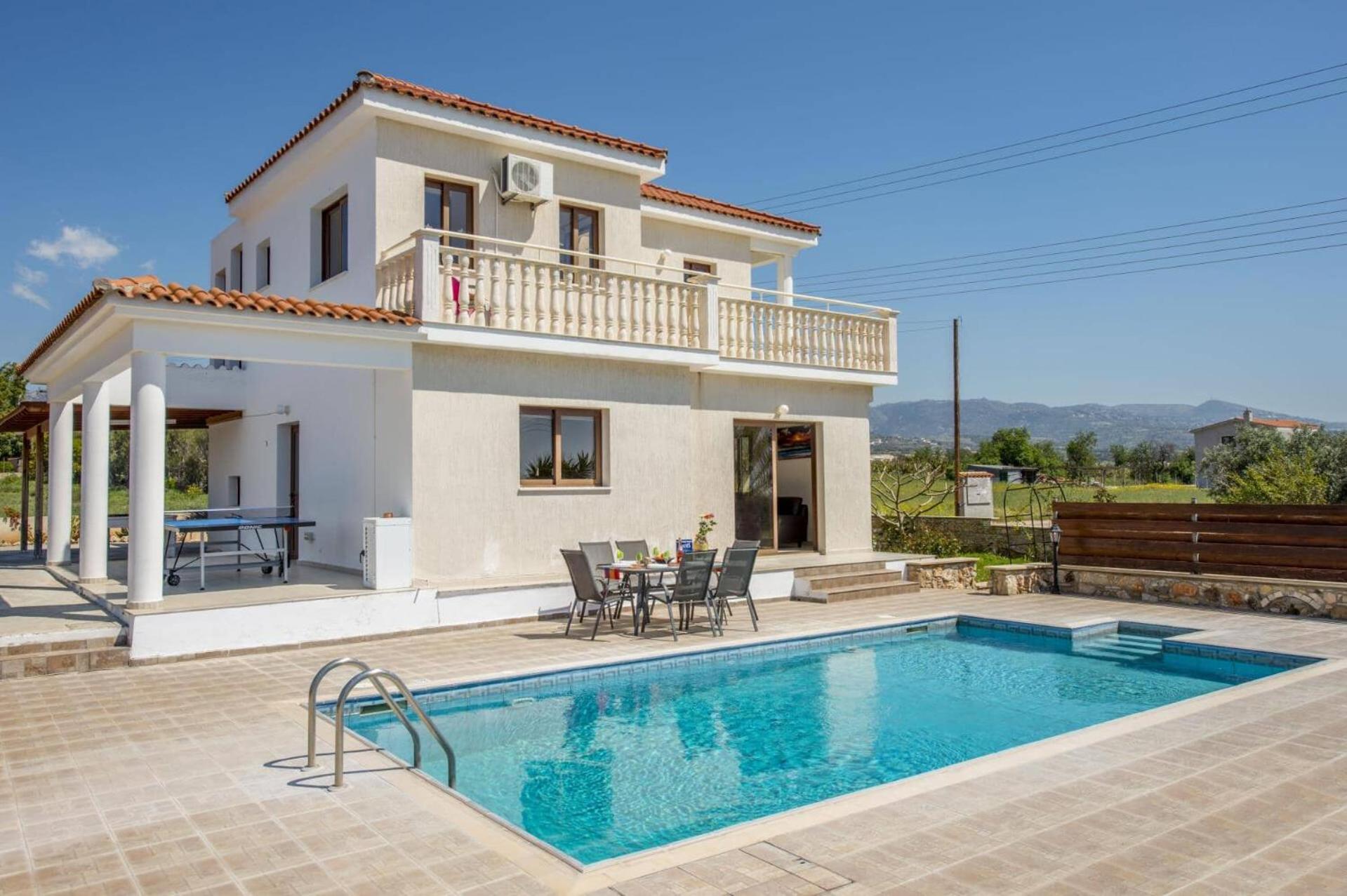 Four-Bedroom Villa photo 1