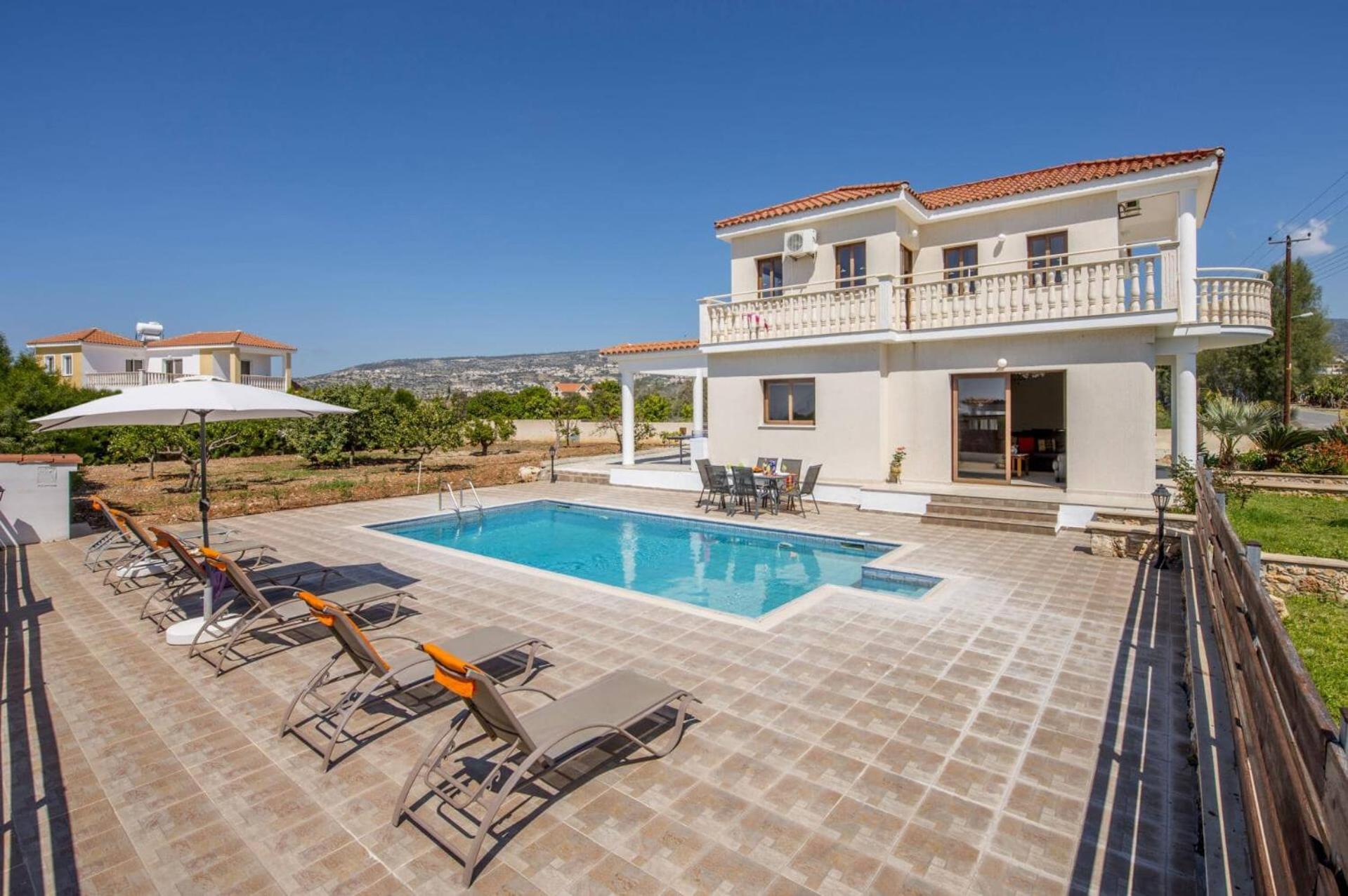 Villa photo 1