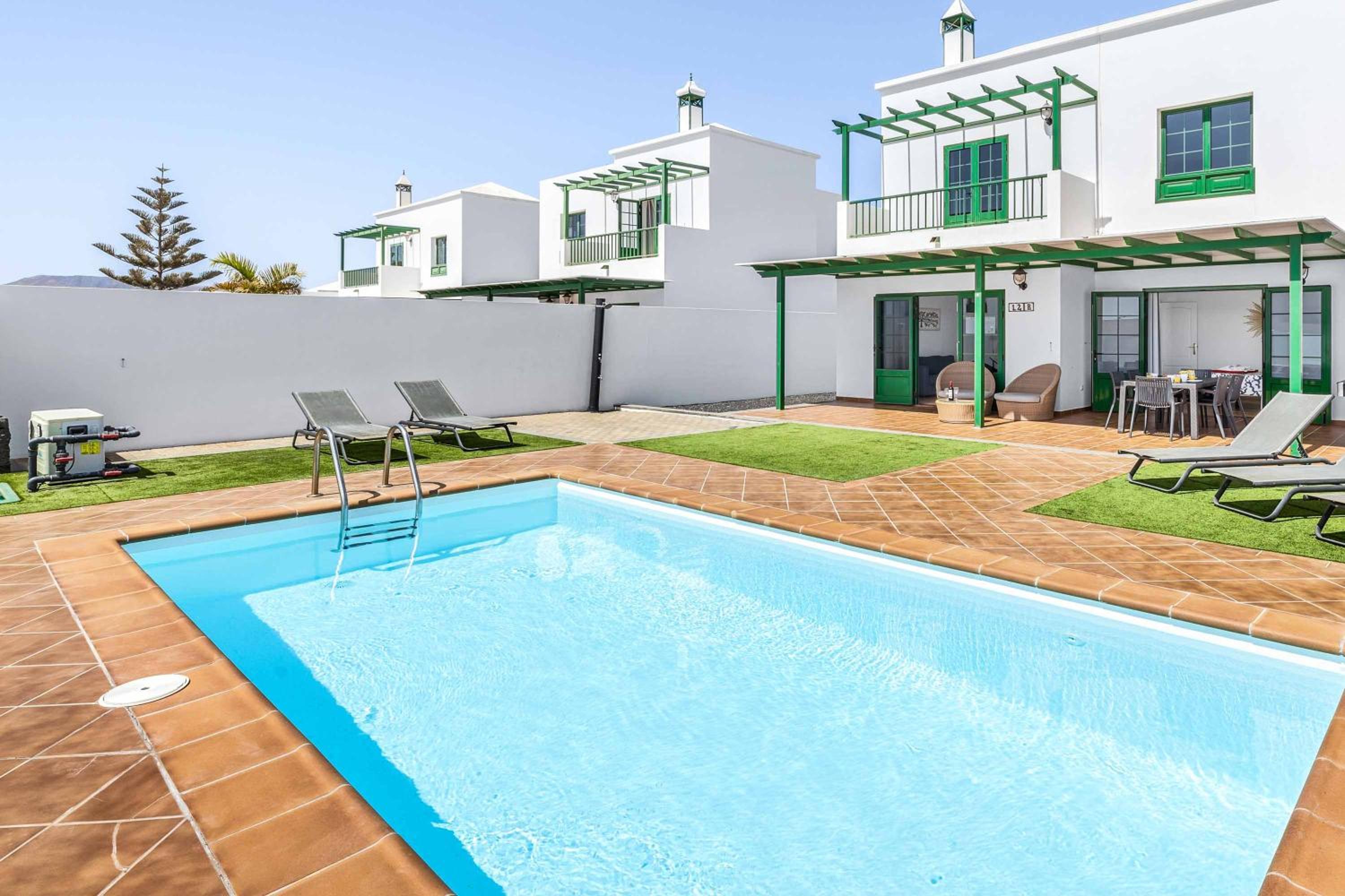 Villa de Tres Habitaciones