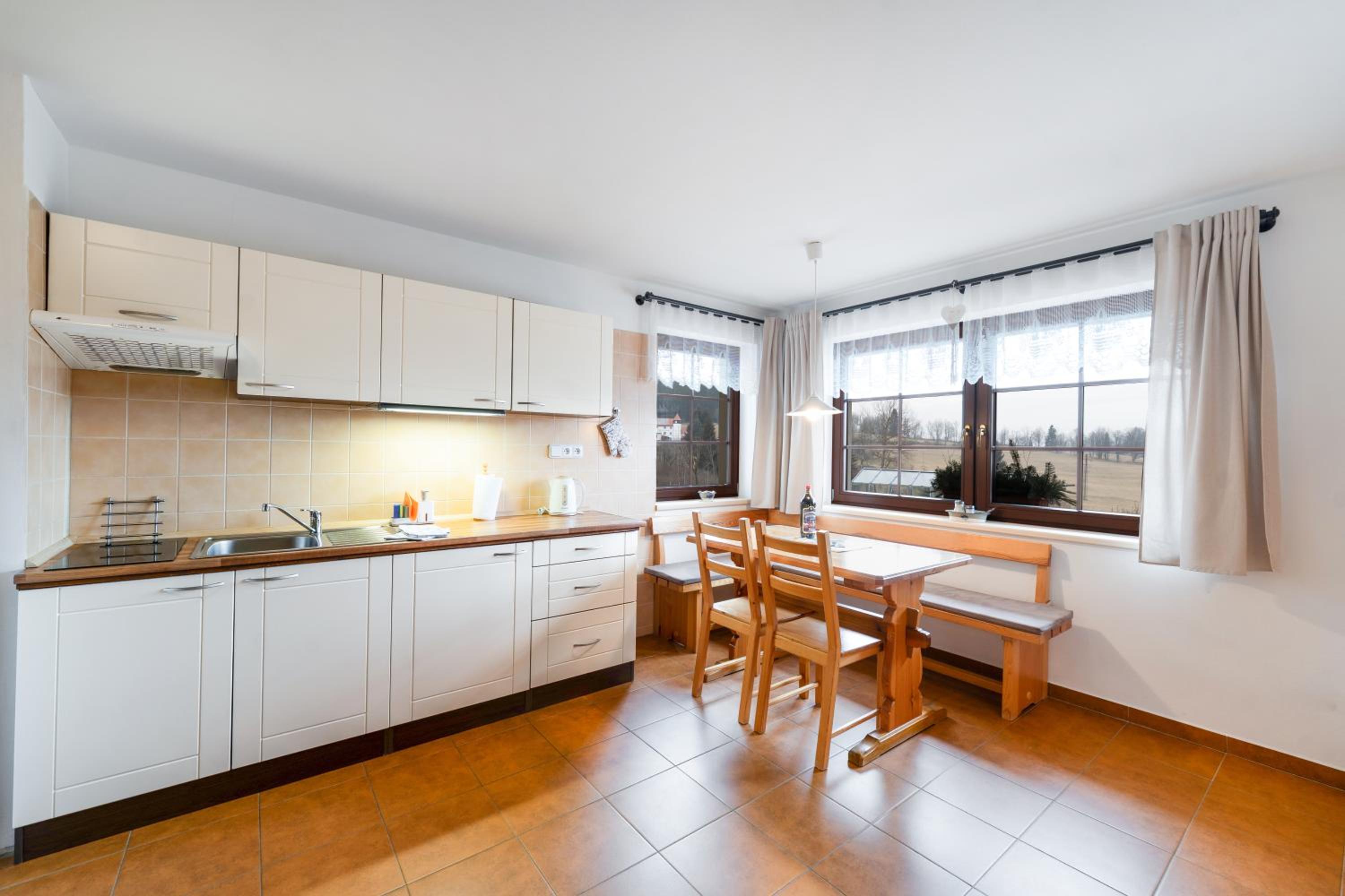 Two-Bedroom Apartment with Garden View photo 2