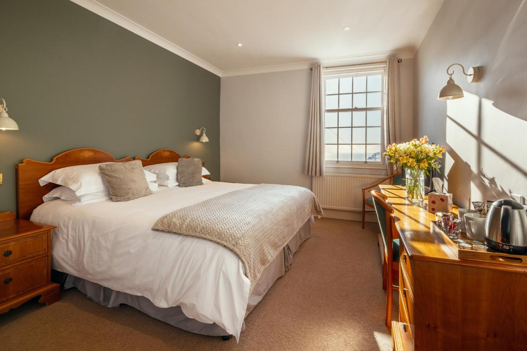 Deluxe Double Room with Sea View - Photo 5
