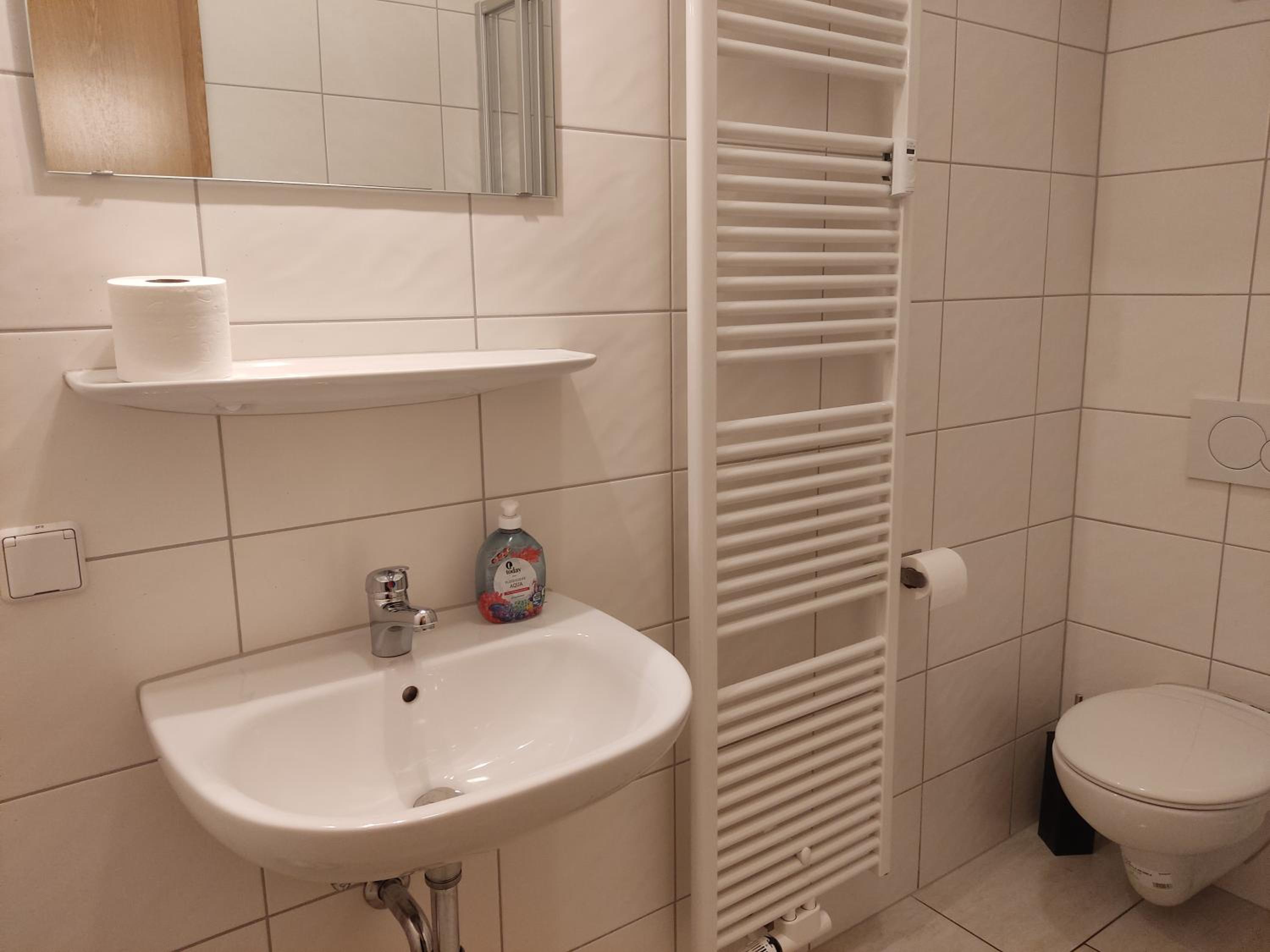 Double Room with Private External Bathroom photo 2