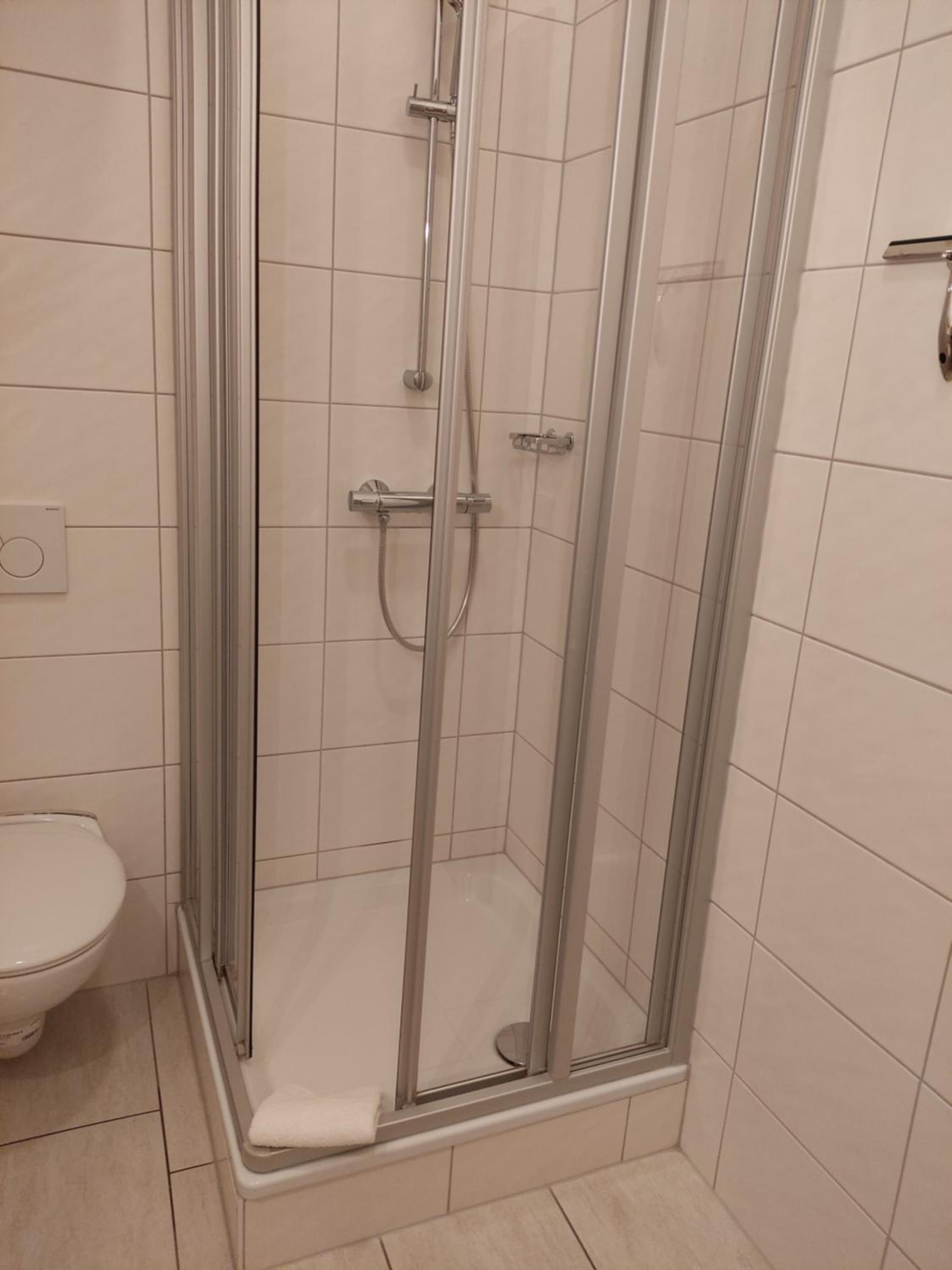 Double Room with Private External Bathroom photo 3