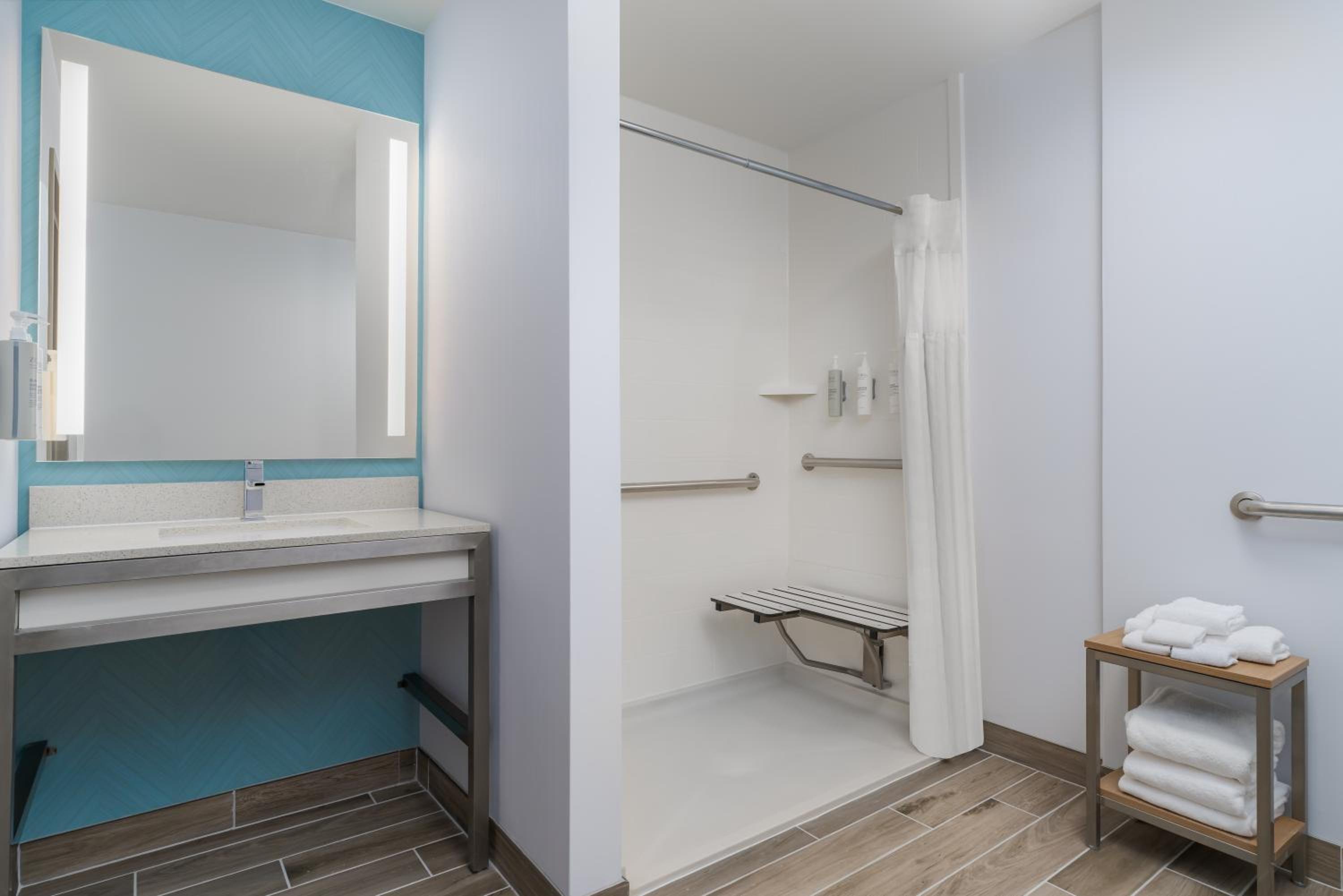 King Room - Disability Access - Photo 1