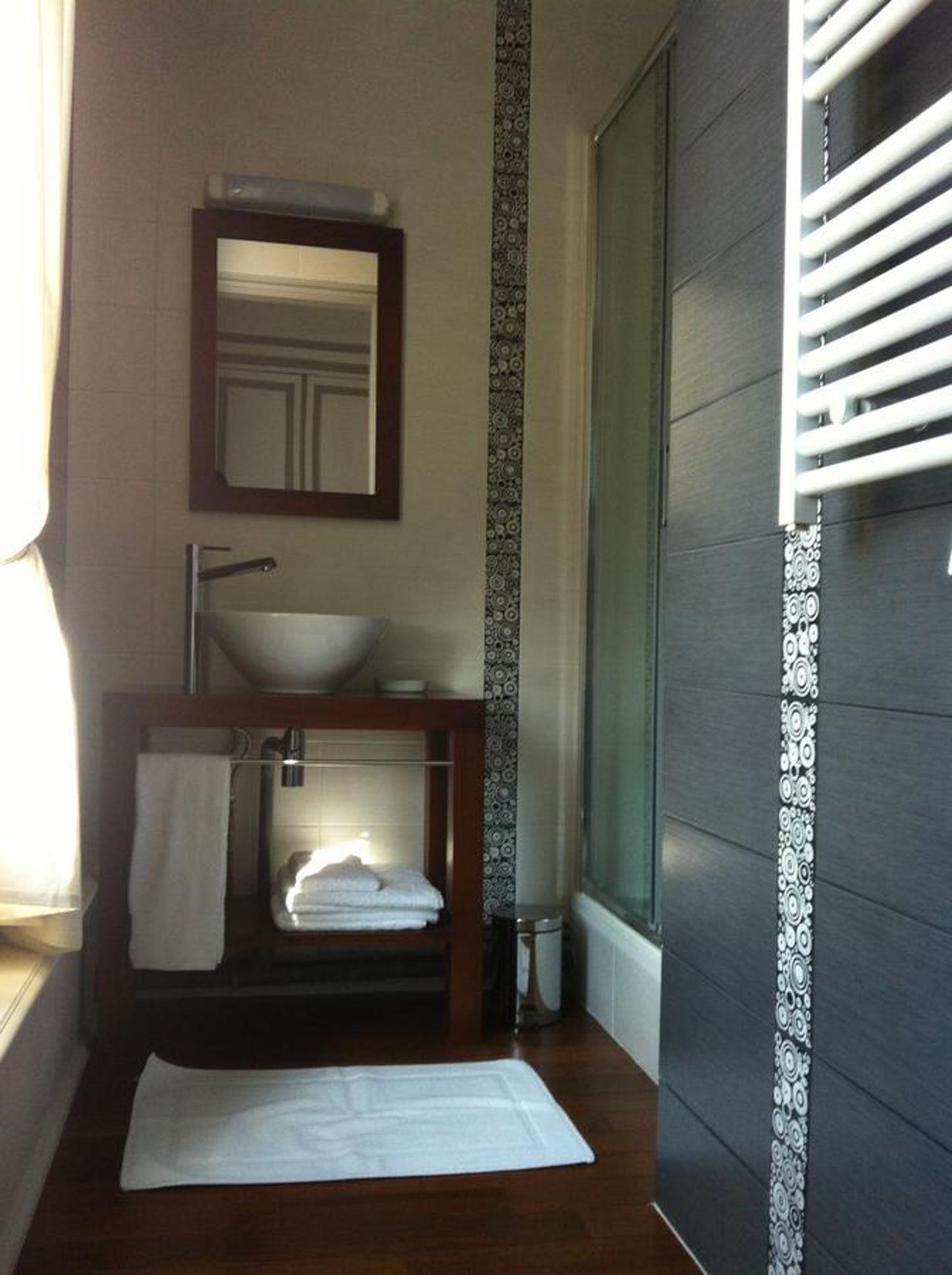Large Double Room photo 2