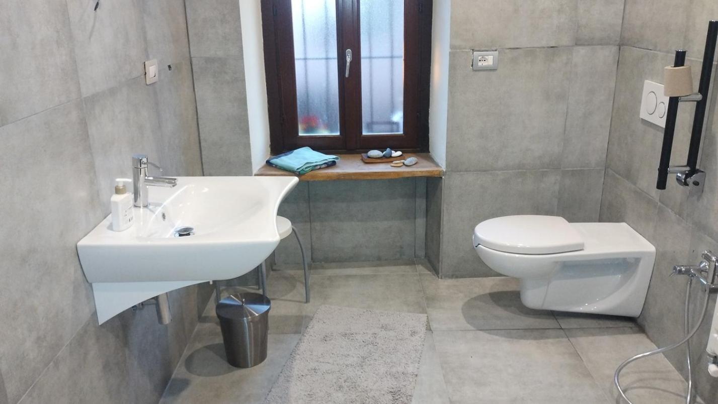 Apartment - Disability Access photo 3
