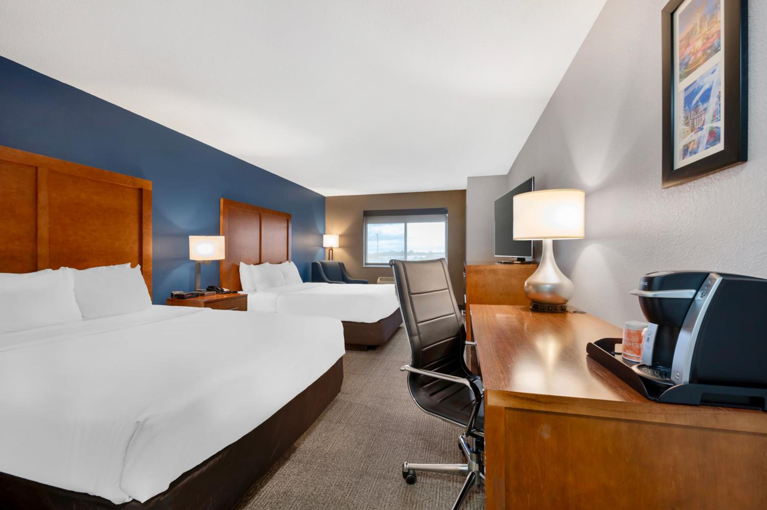 Standard Queen Room with Two Queen Beds - Non Smoking  - Photo 1