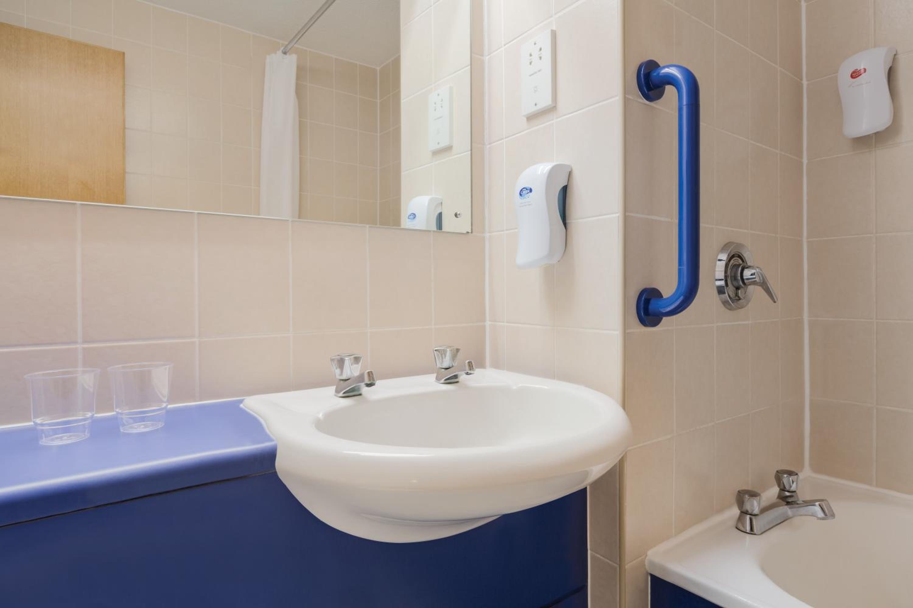 Days Inn Magor, Billede 2
