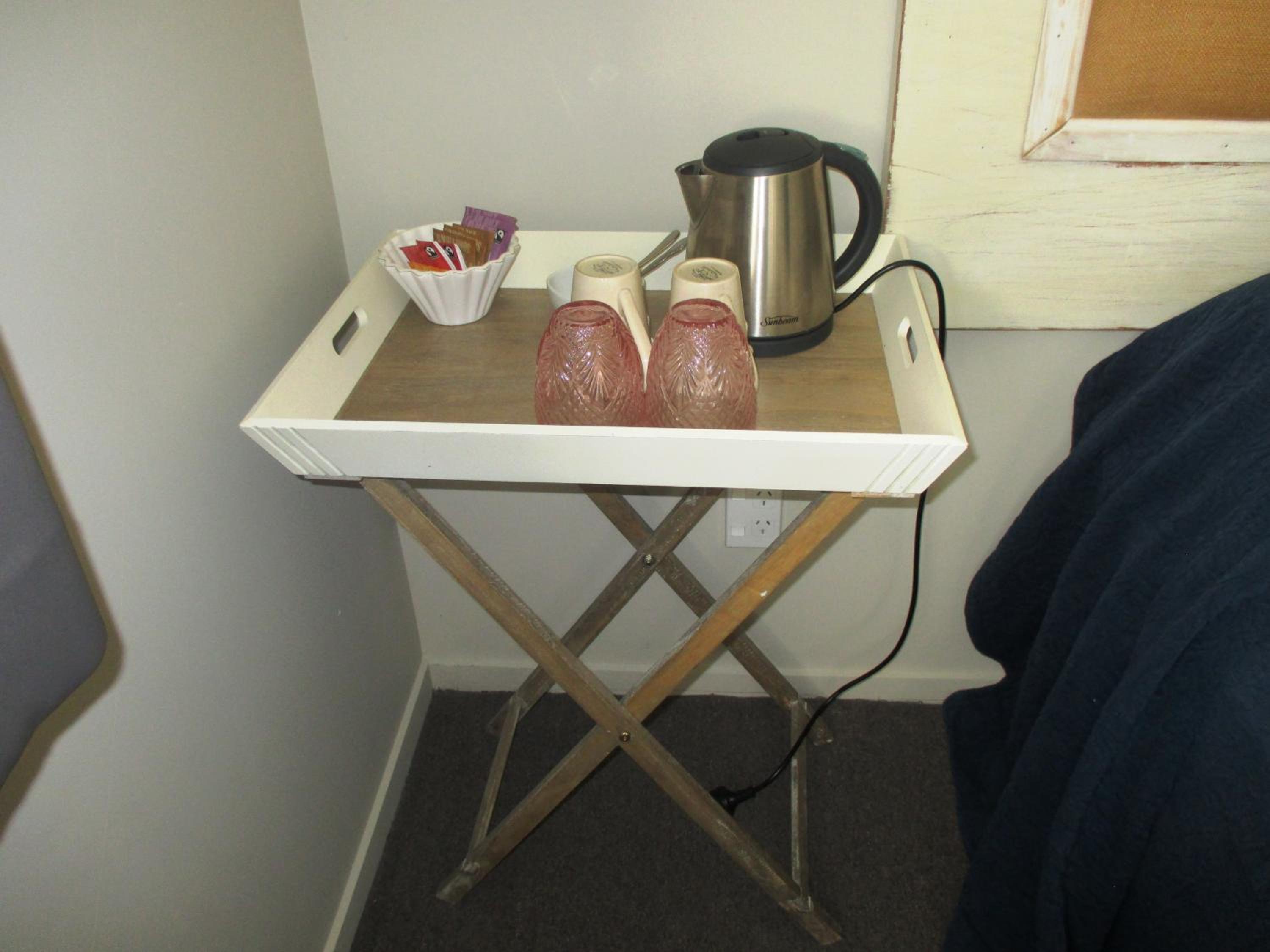 Queen Room photo 2