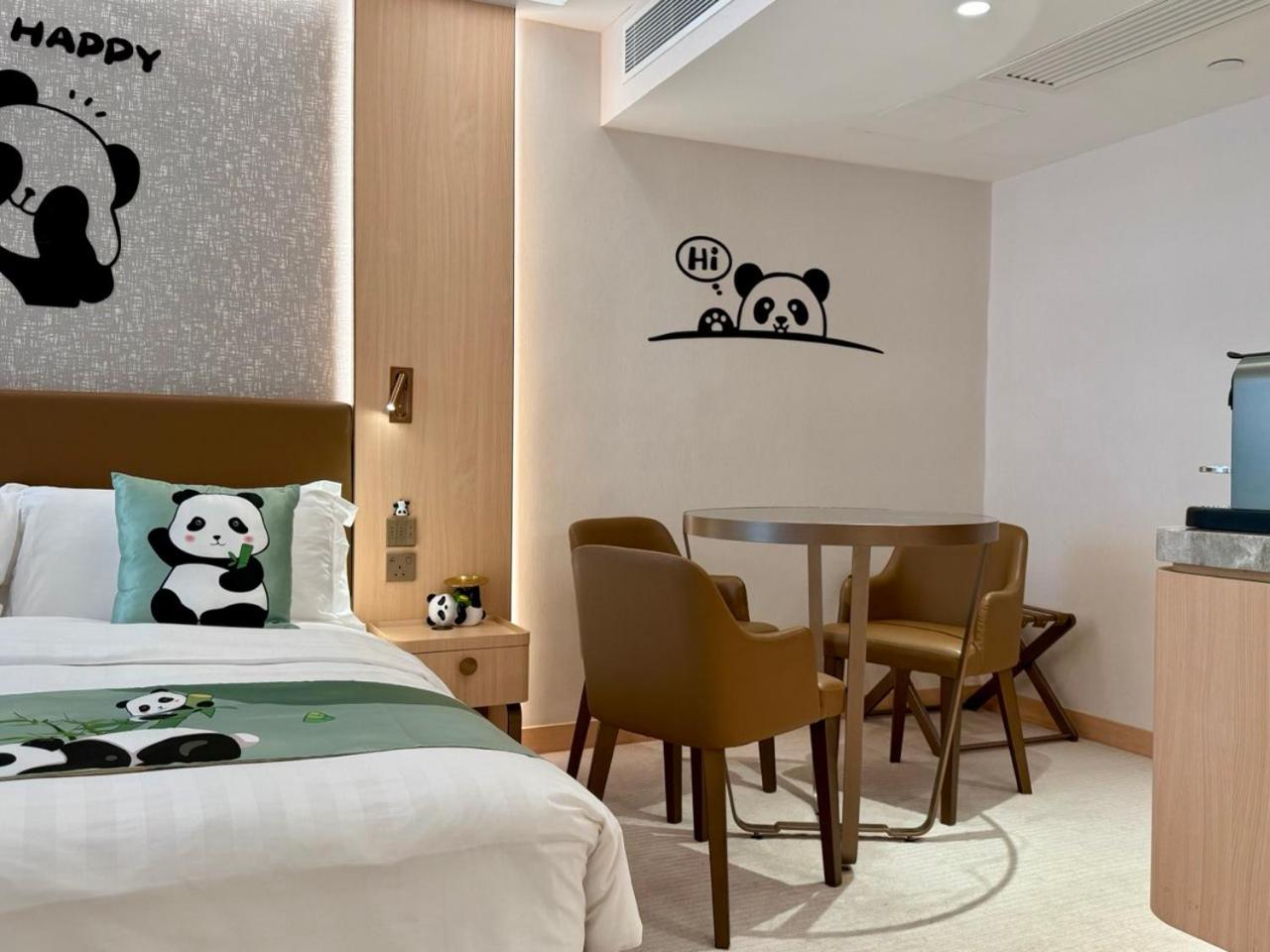Newly Renovated Panda Theme Family Room with Two Queen Bed photo 2