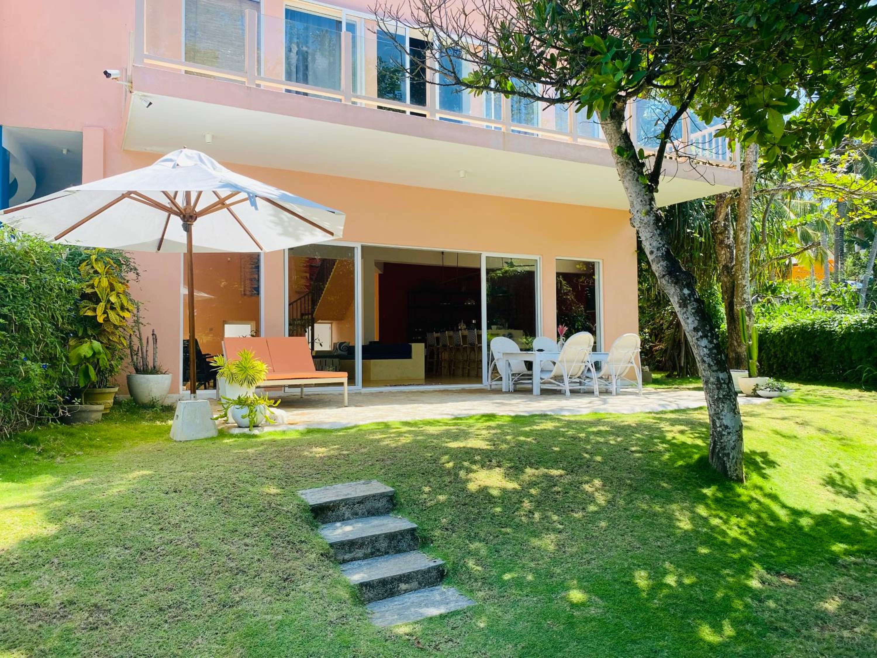 Villa with Sea View photo 2