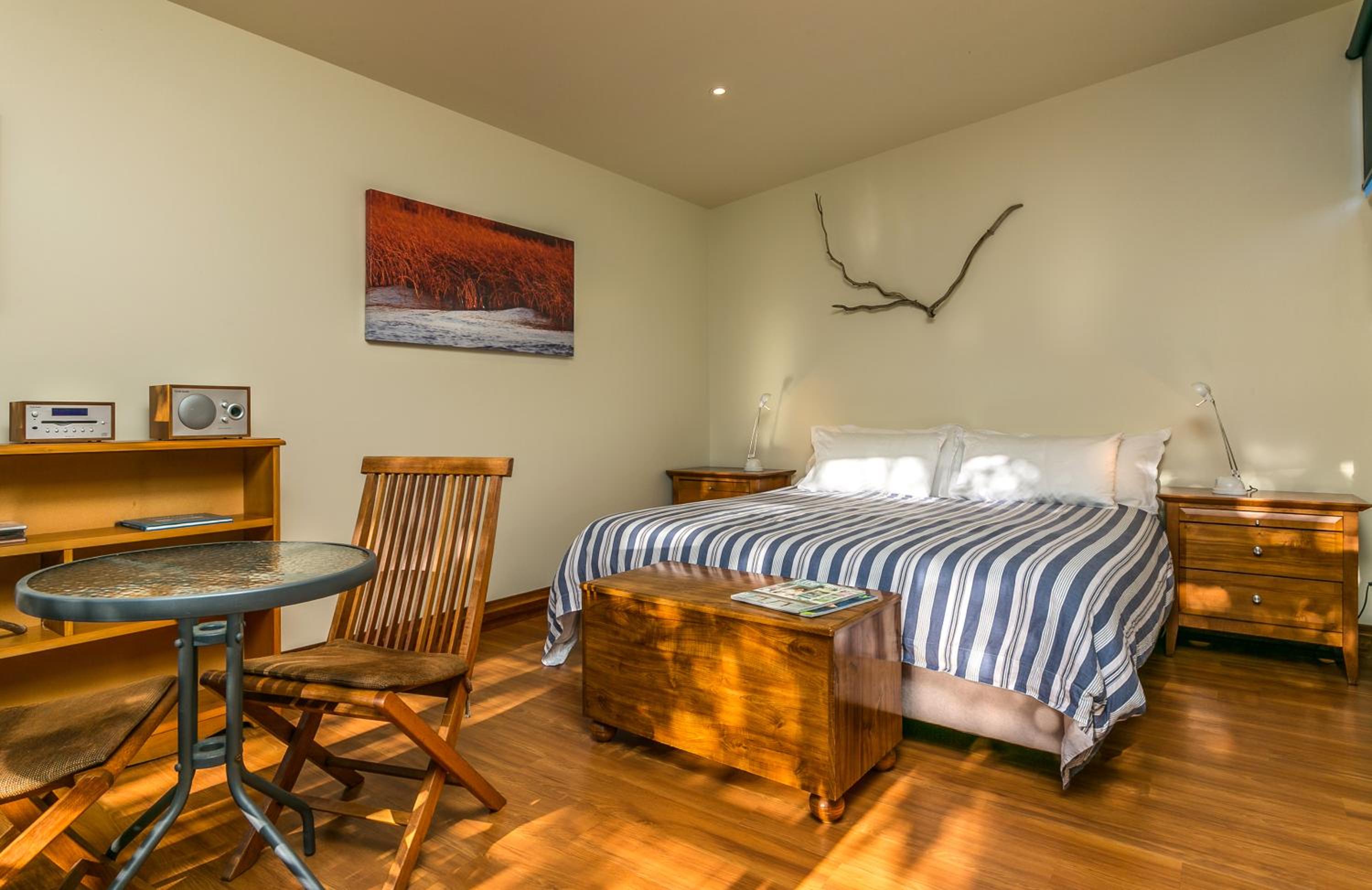 Two-Bedroom Cottage photo 3