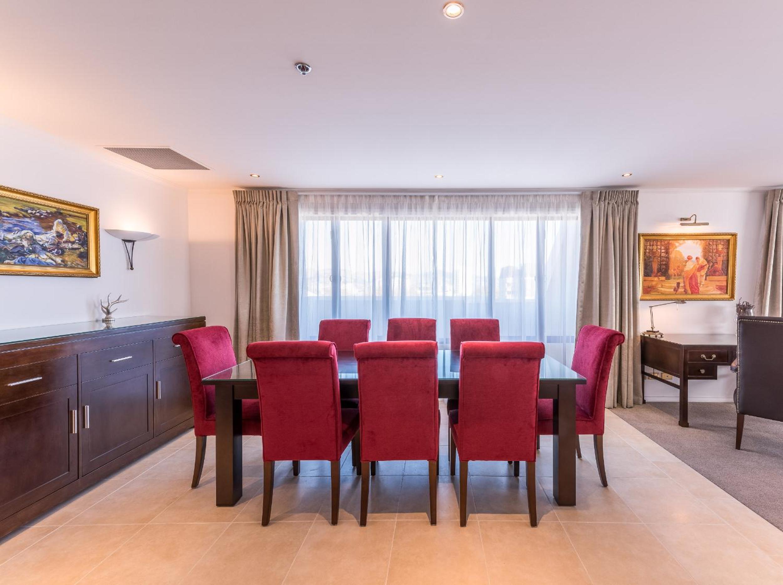 Penthouse One-Bedroom Apartment
