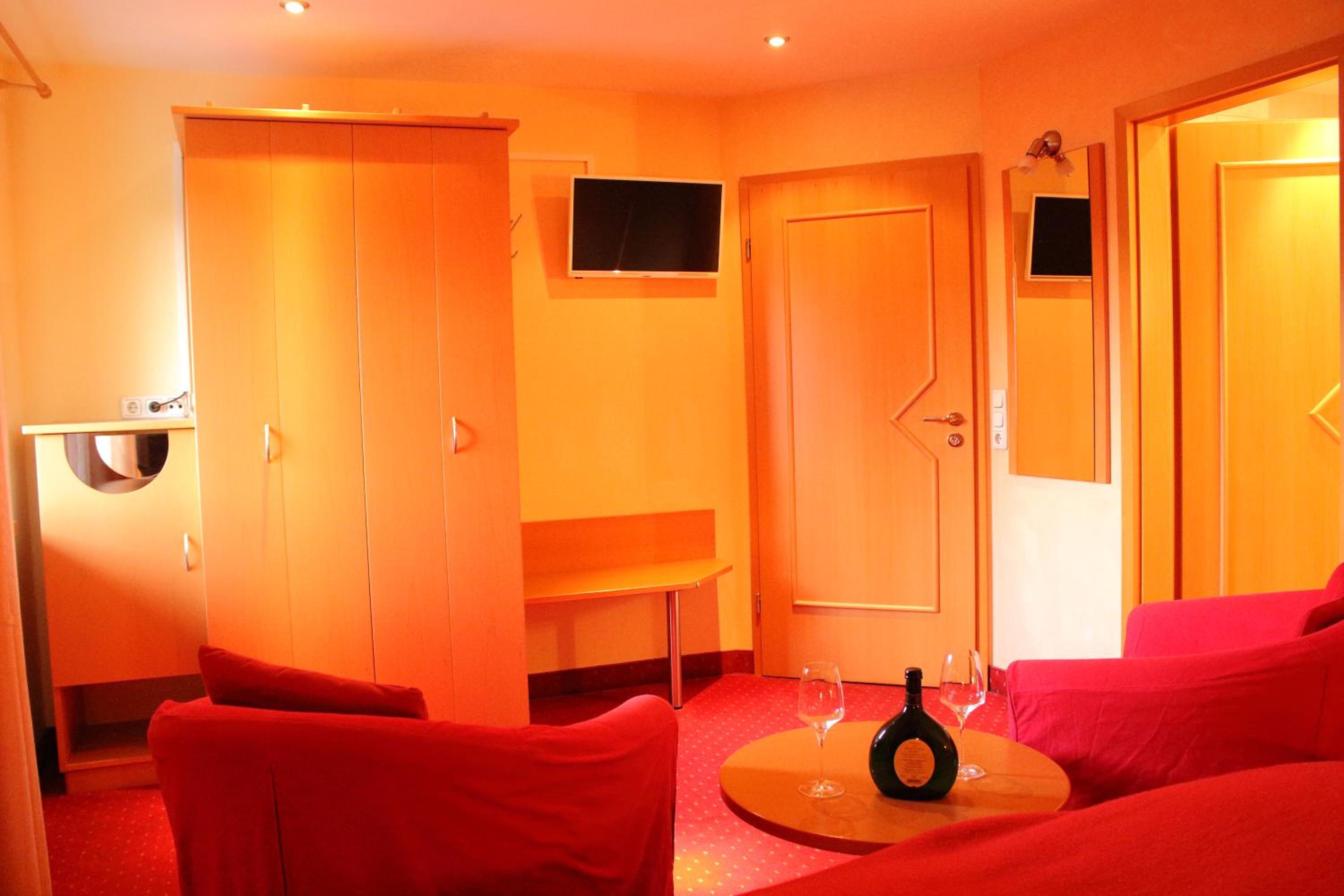 Double Room with Balcony photo 3