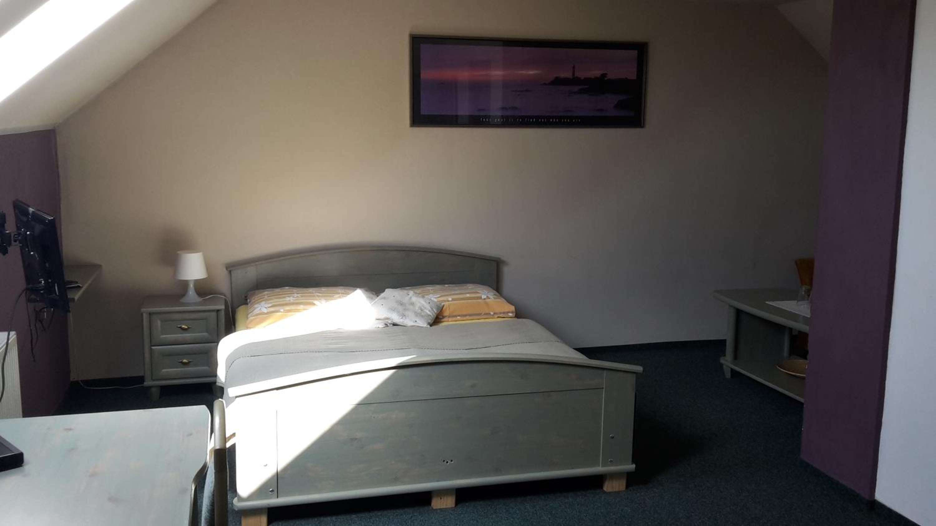 Deluxe Double Room with Extra Bed photo 1