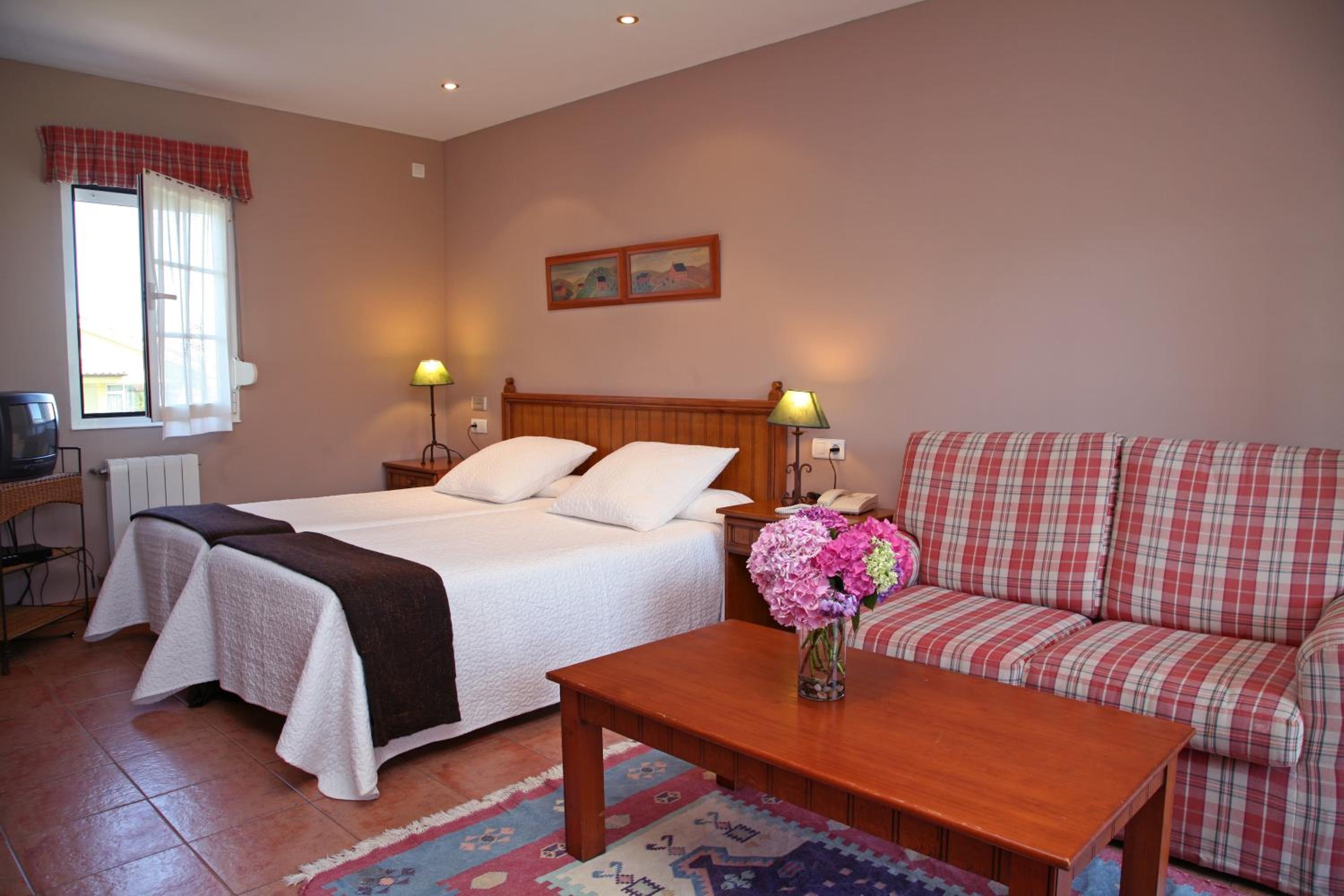 Twin Room with Balcony