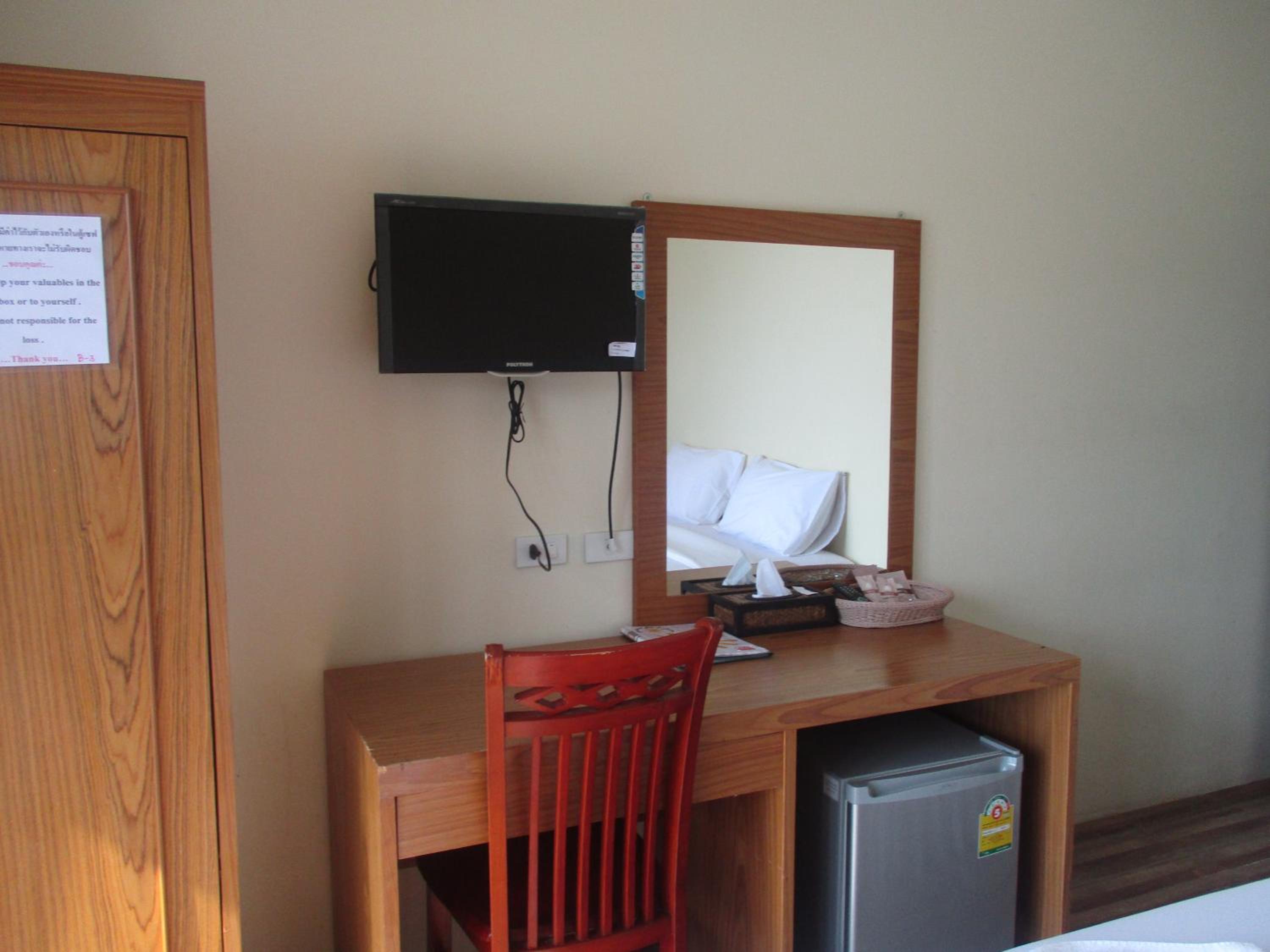 Standard Double Room with Sea View - Photo 18