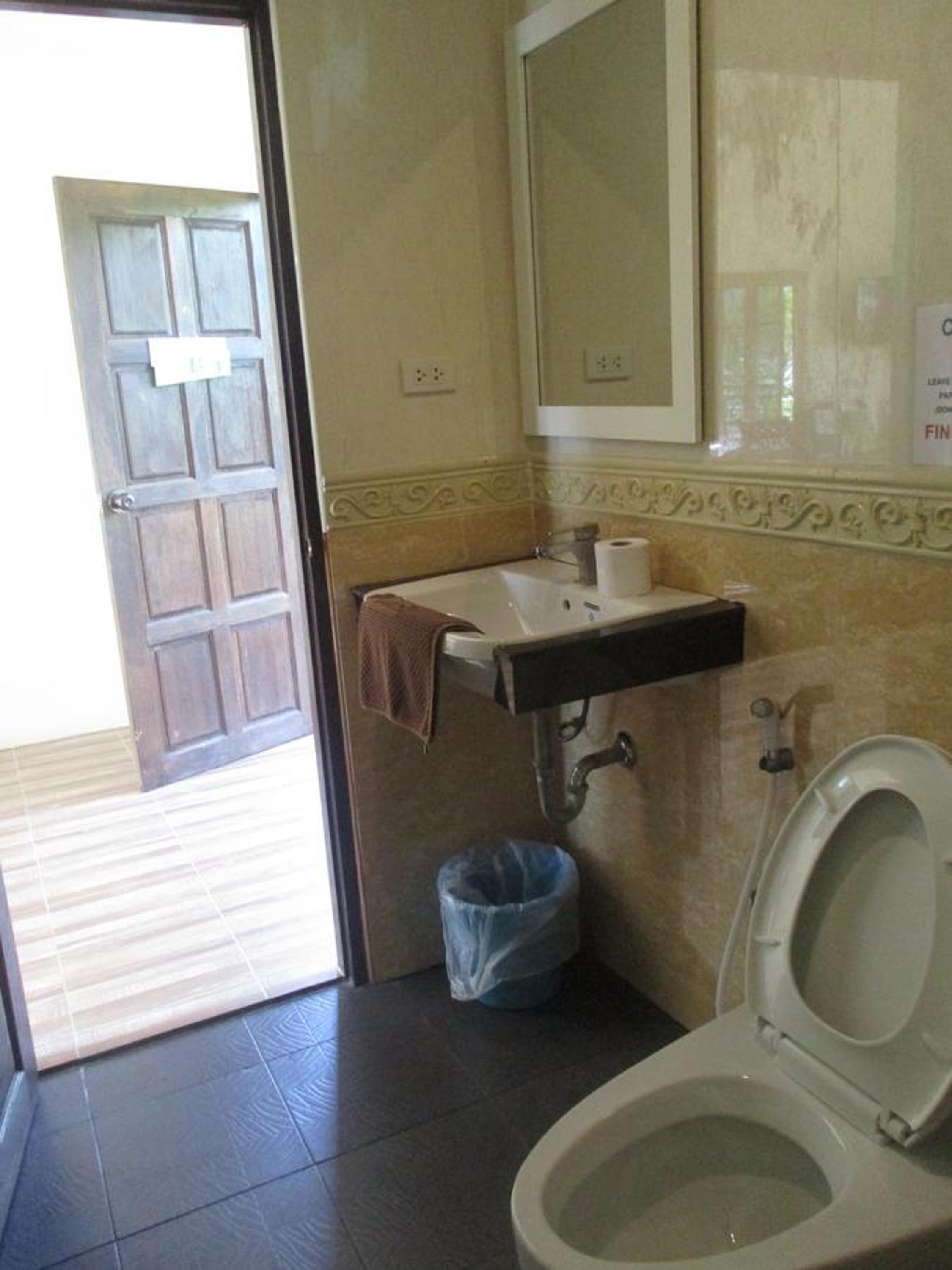 Standard Double Room with Sea View - Photo 5