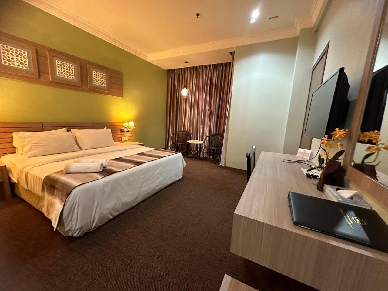 Deluxe Seaview Double Bed photo 2