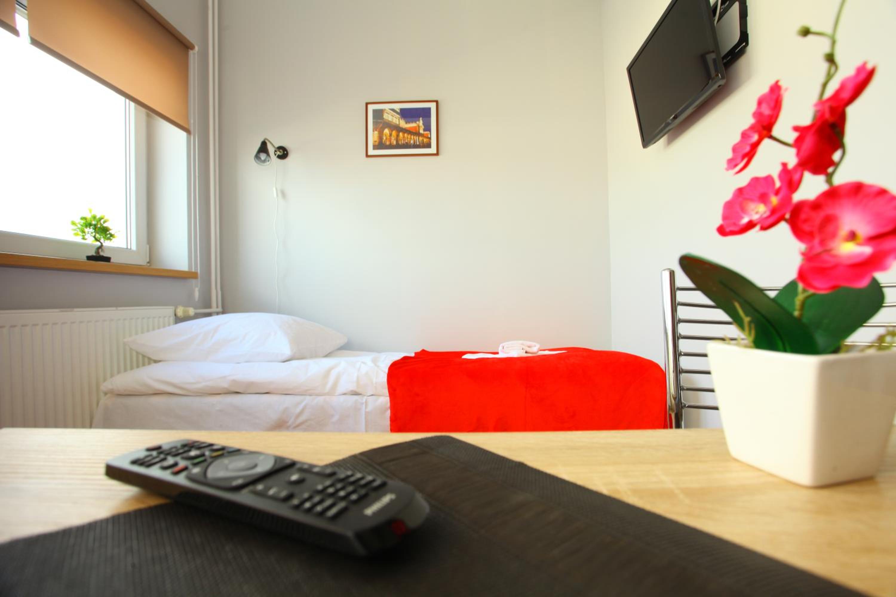 Standard Double or Twin Room - Photo 1