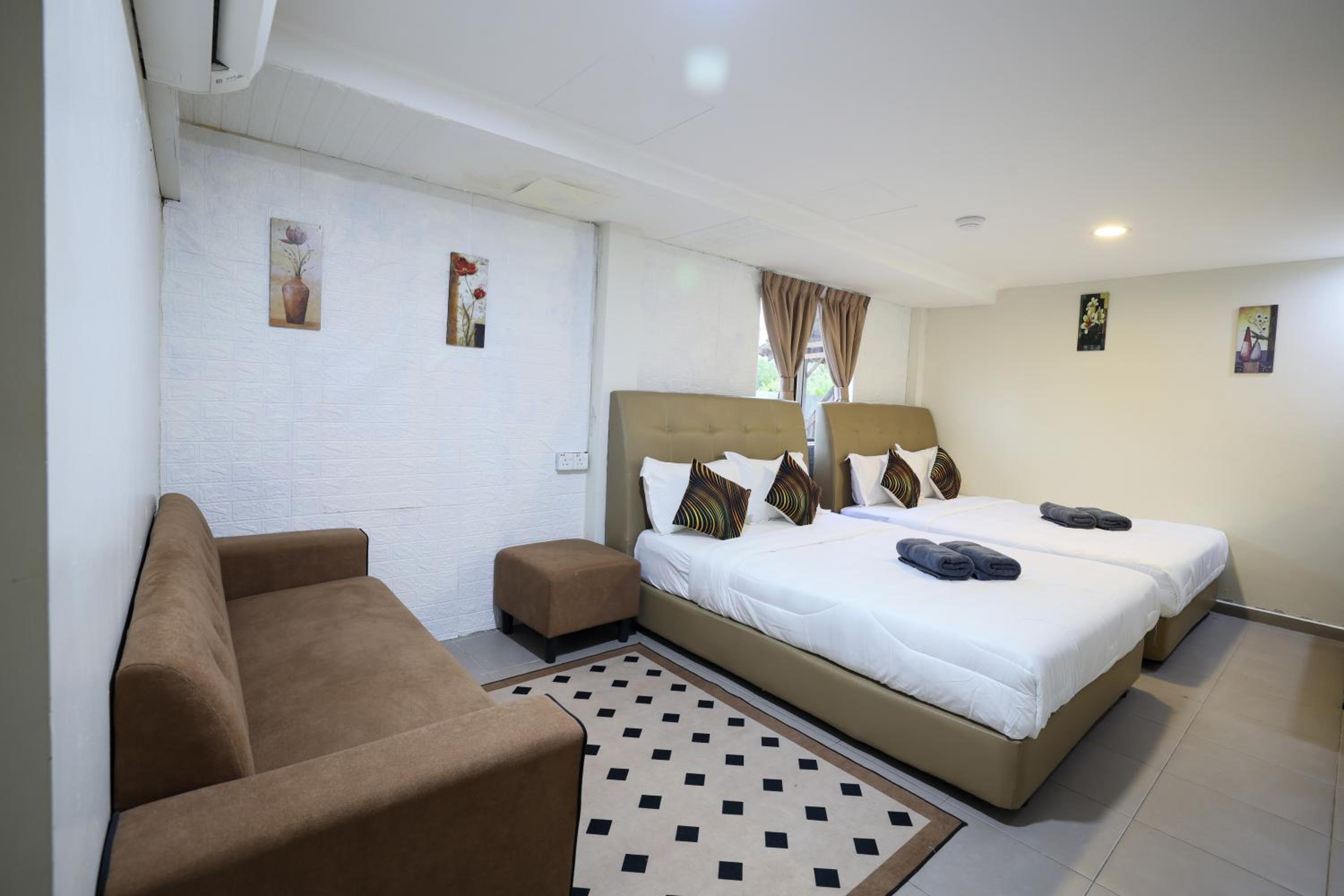 Queen Room with Two Queen Beds