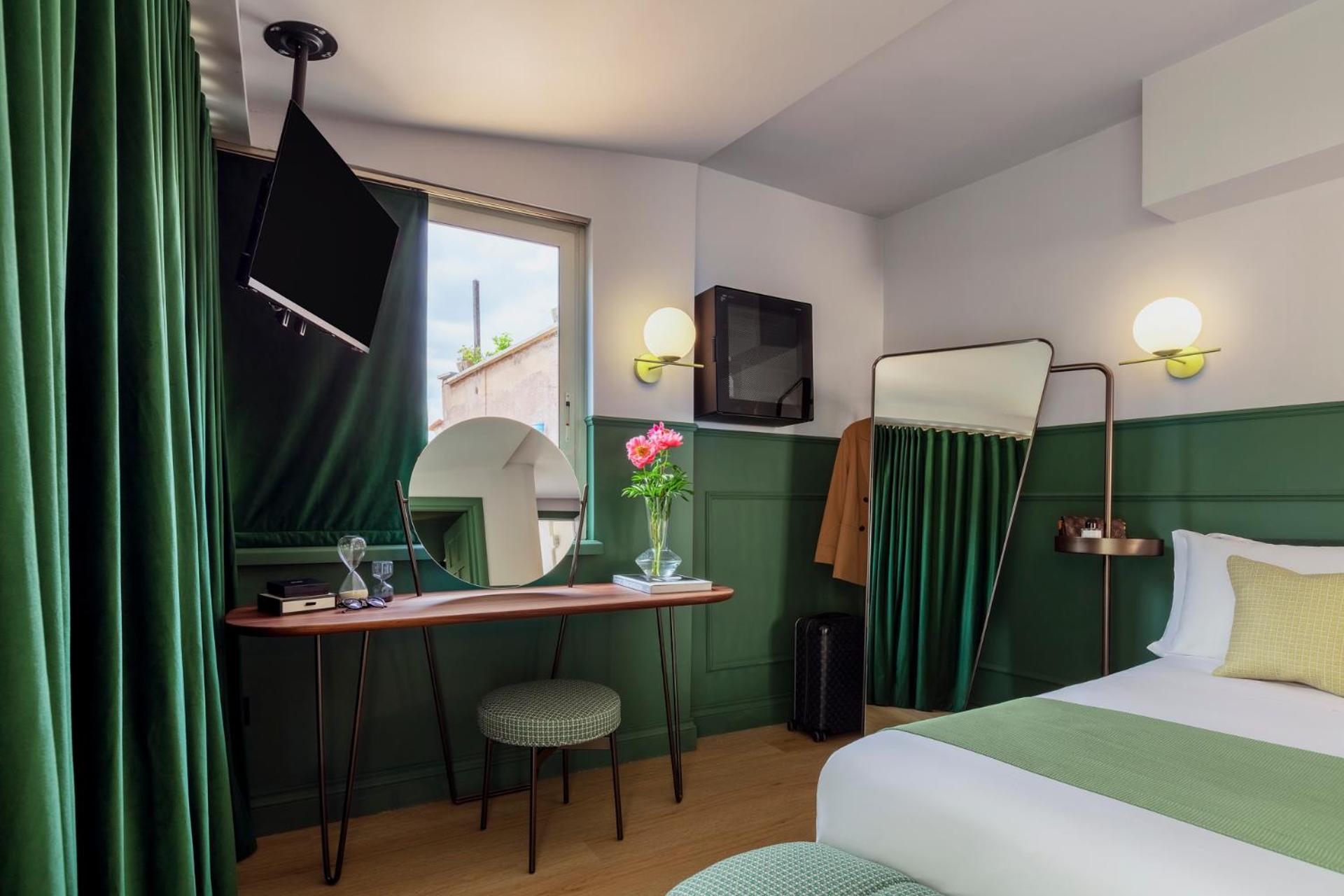 Deluxe Double Room with Balcony - Separate Building
