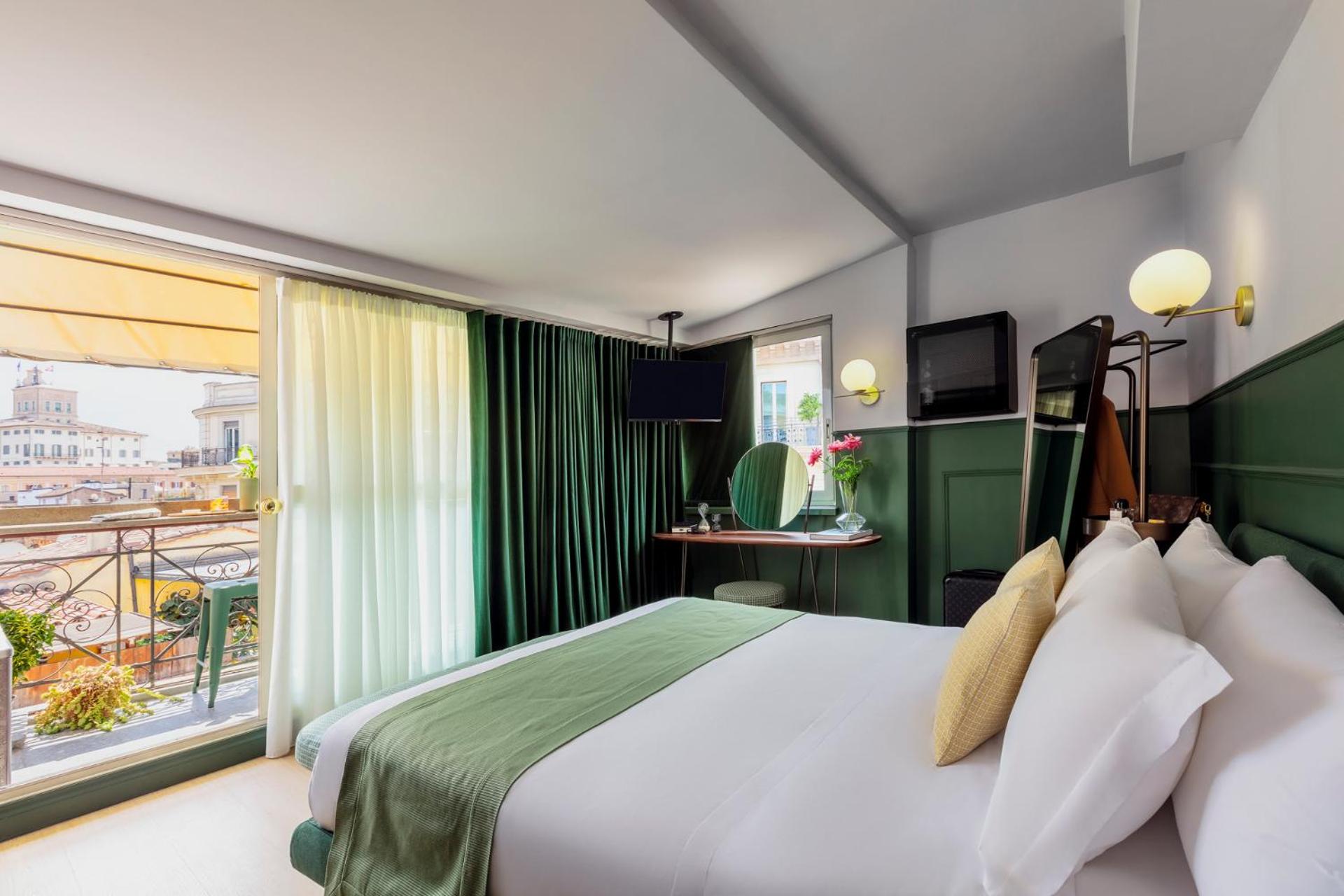 Deluxe Double Room with Balcony - Separate Building