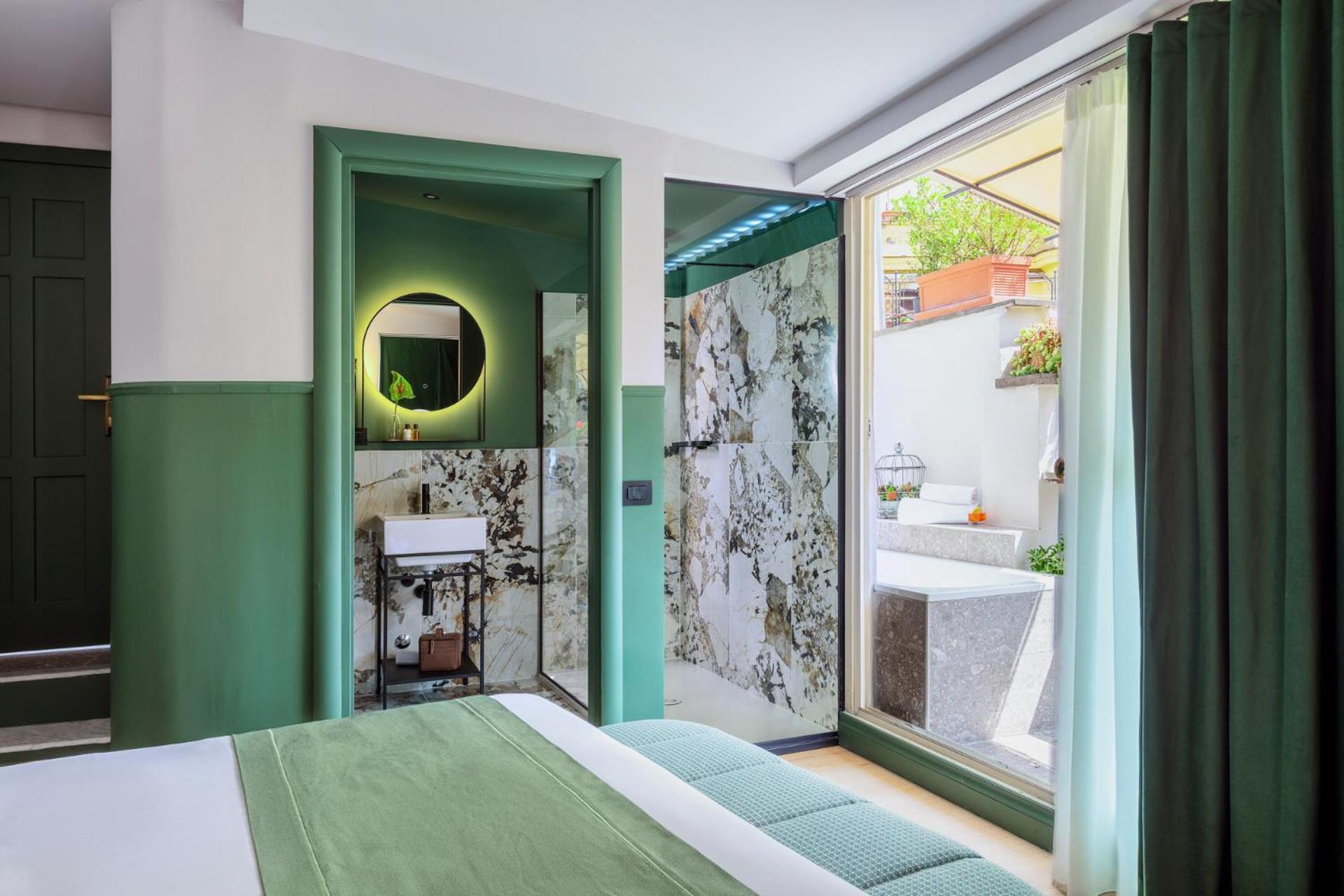 Deluxe Double Room with Balcony - Separate Building