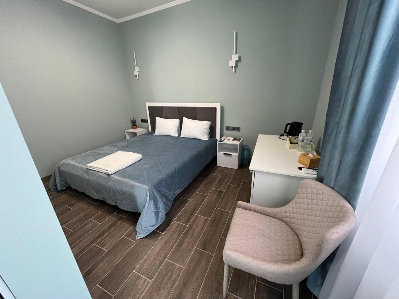 One-Bedroom Suite photo 1