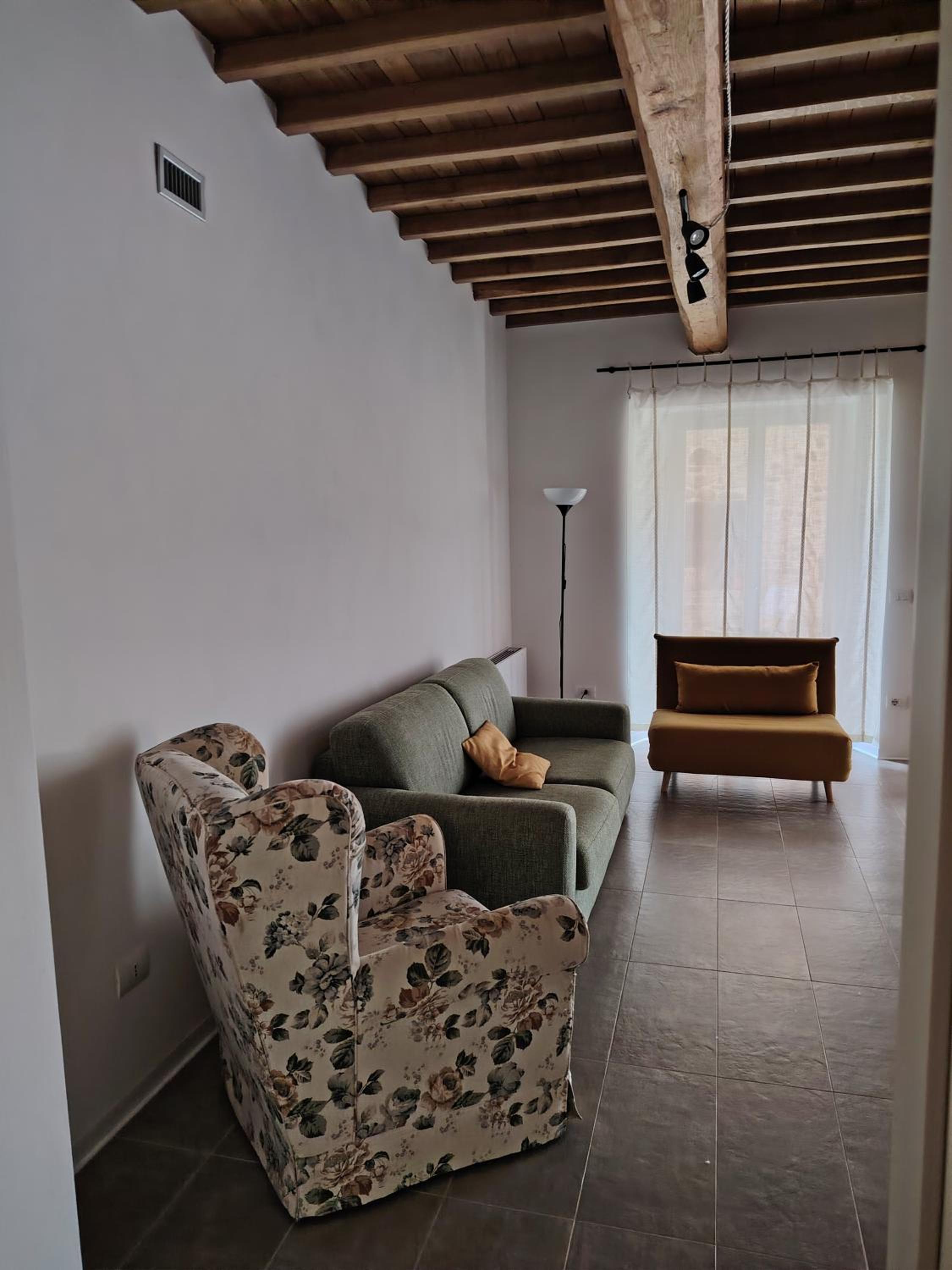 Apartment - Ground Floor photo 2