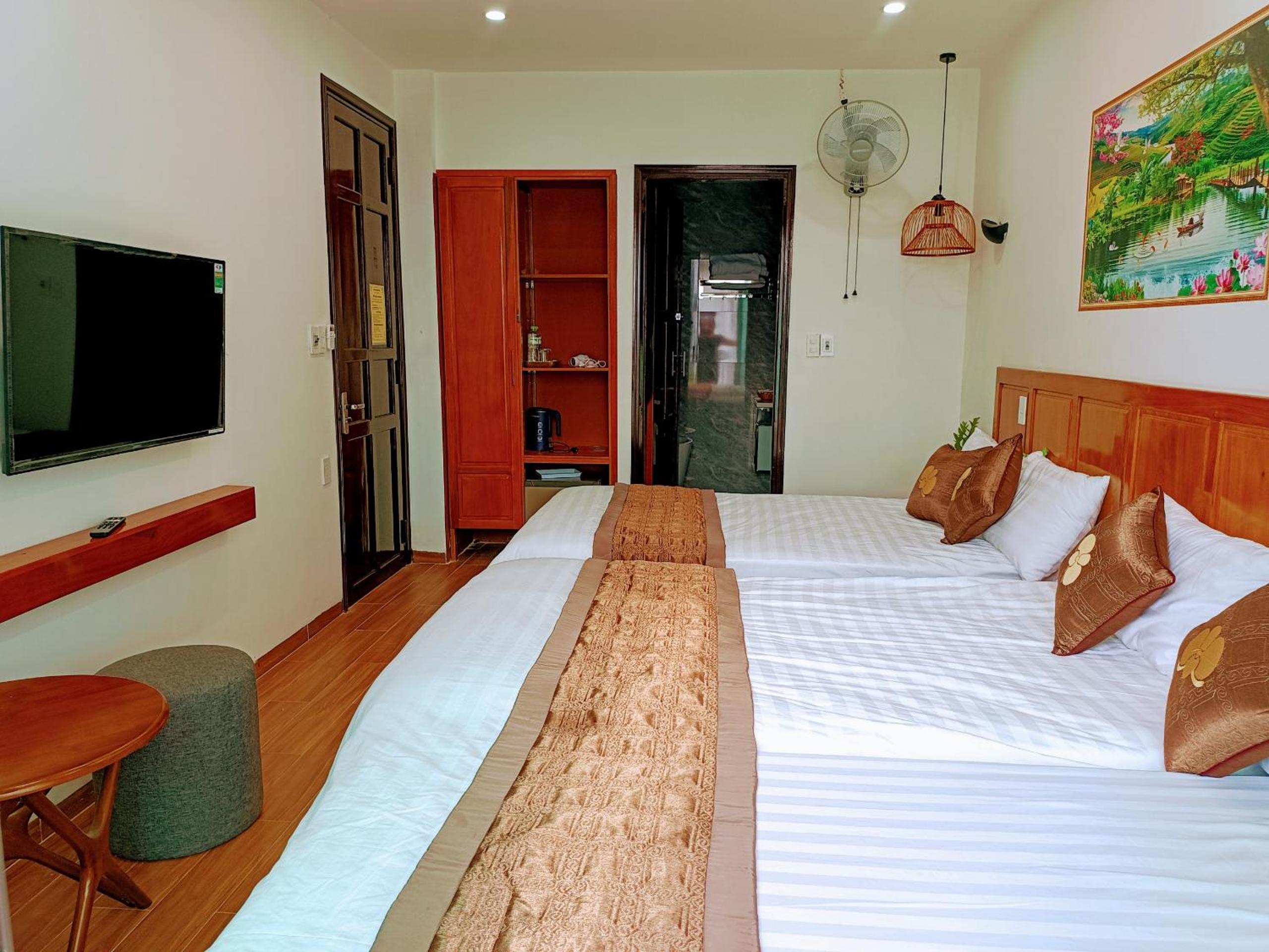 Quadruple Room with Balcony