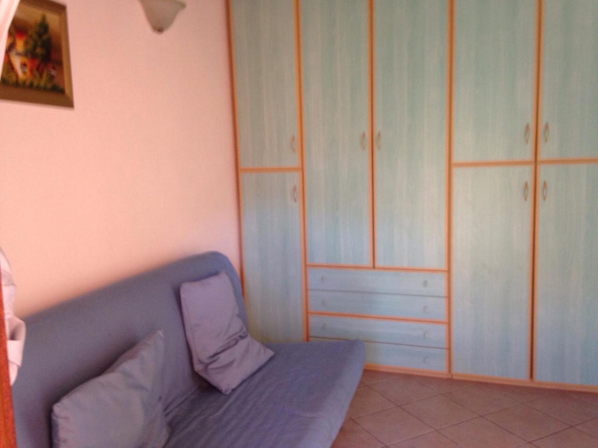 Two-Bedroom House photo 3