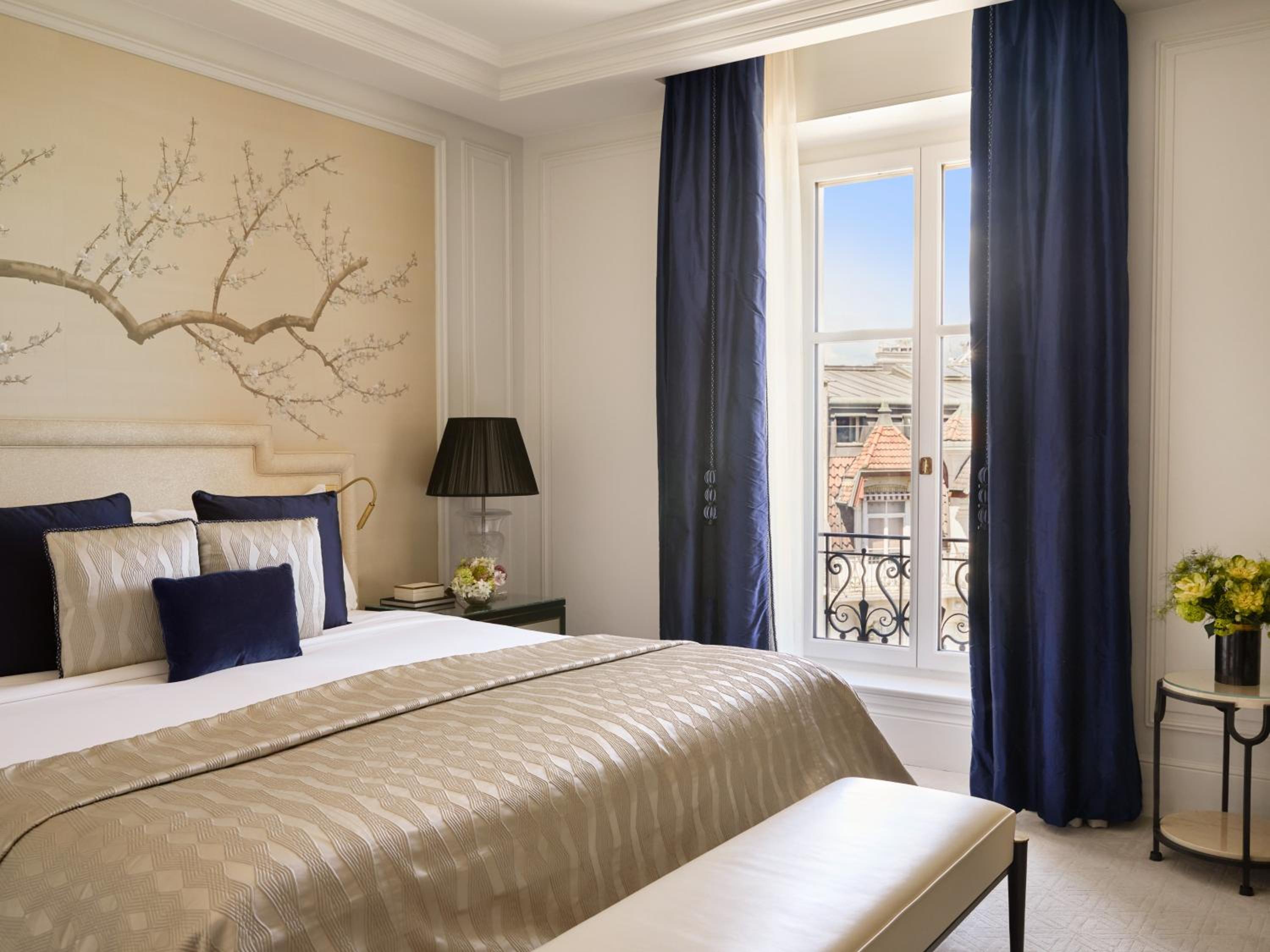 Presidential Suite thumbnail 6