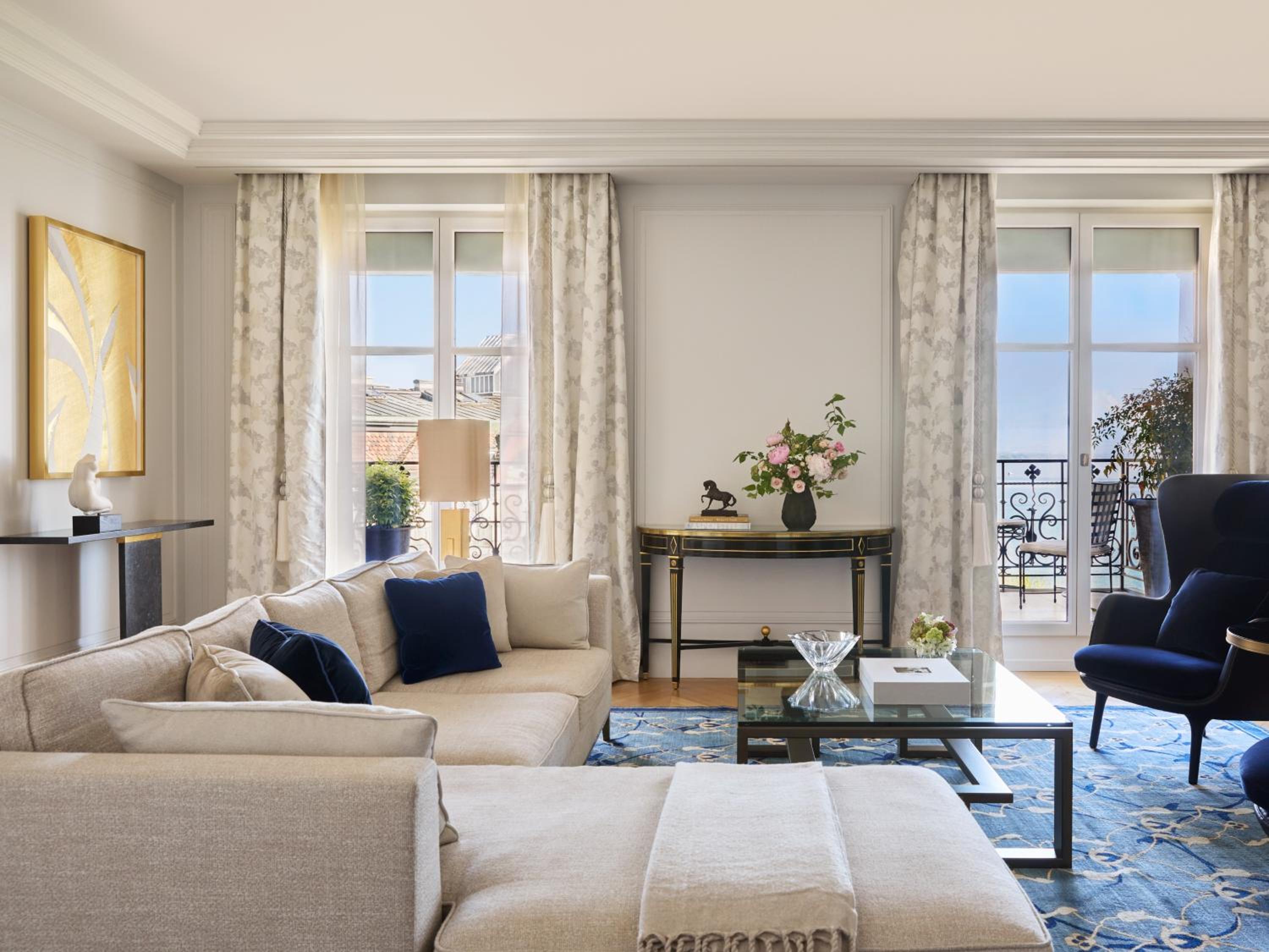 Presidential Suite thumbnail 6