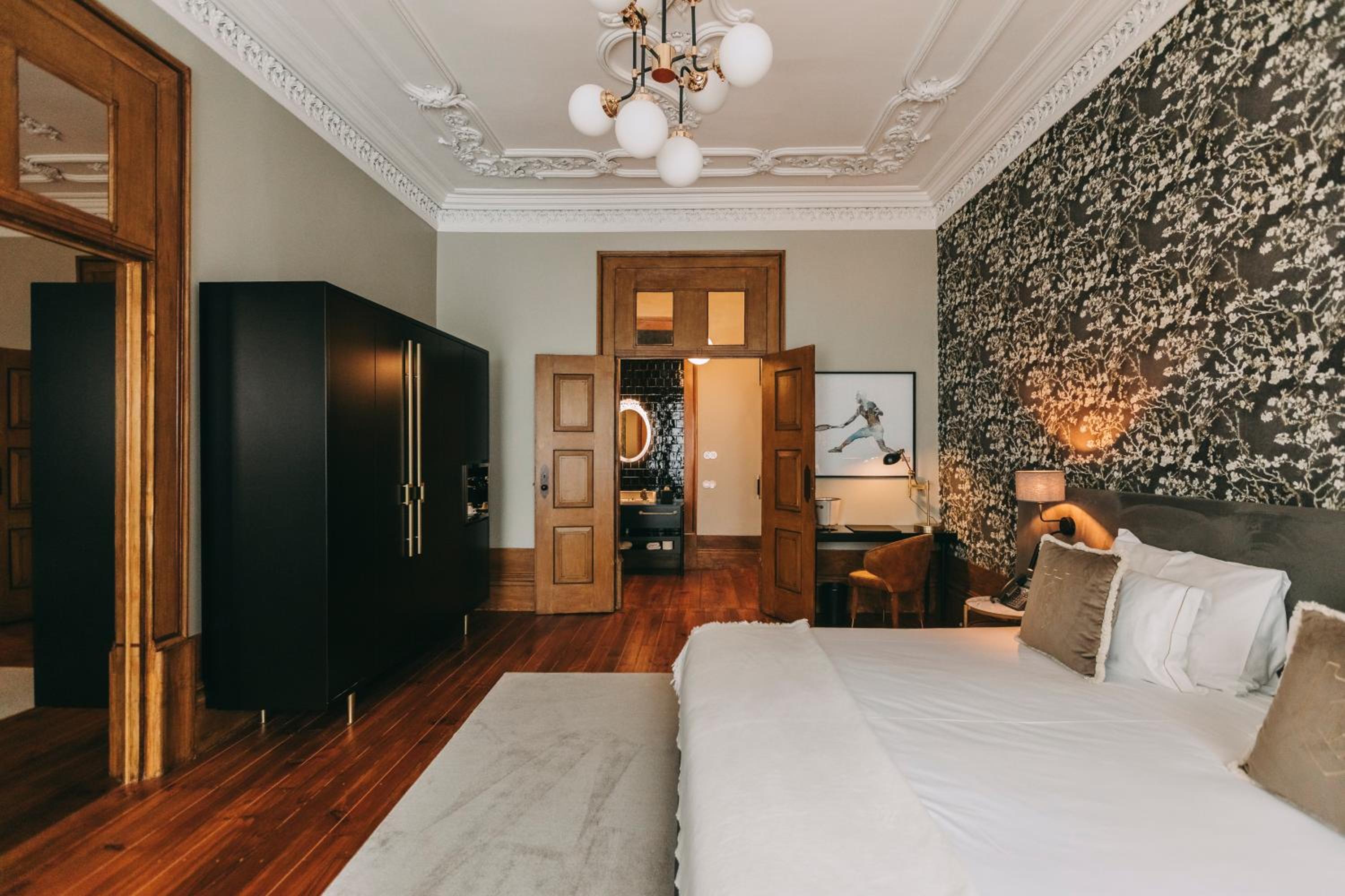 Double or Twin Room - Photo 1