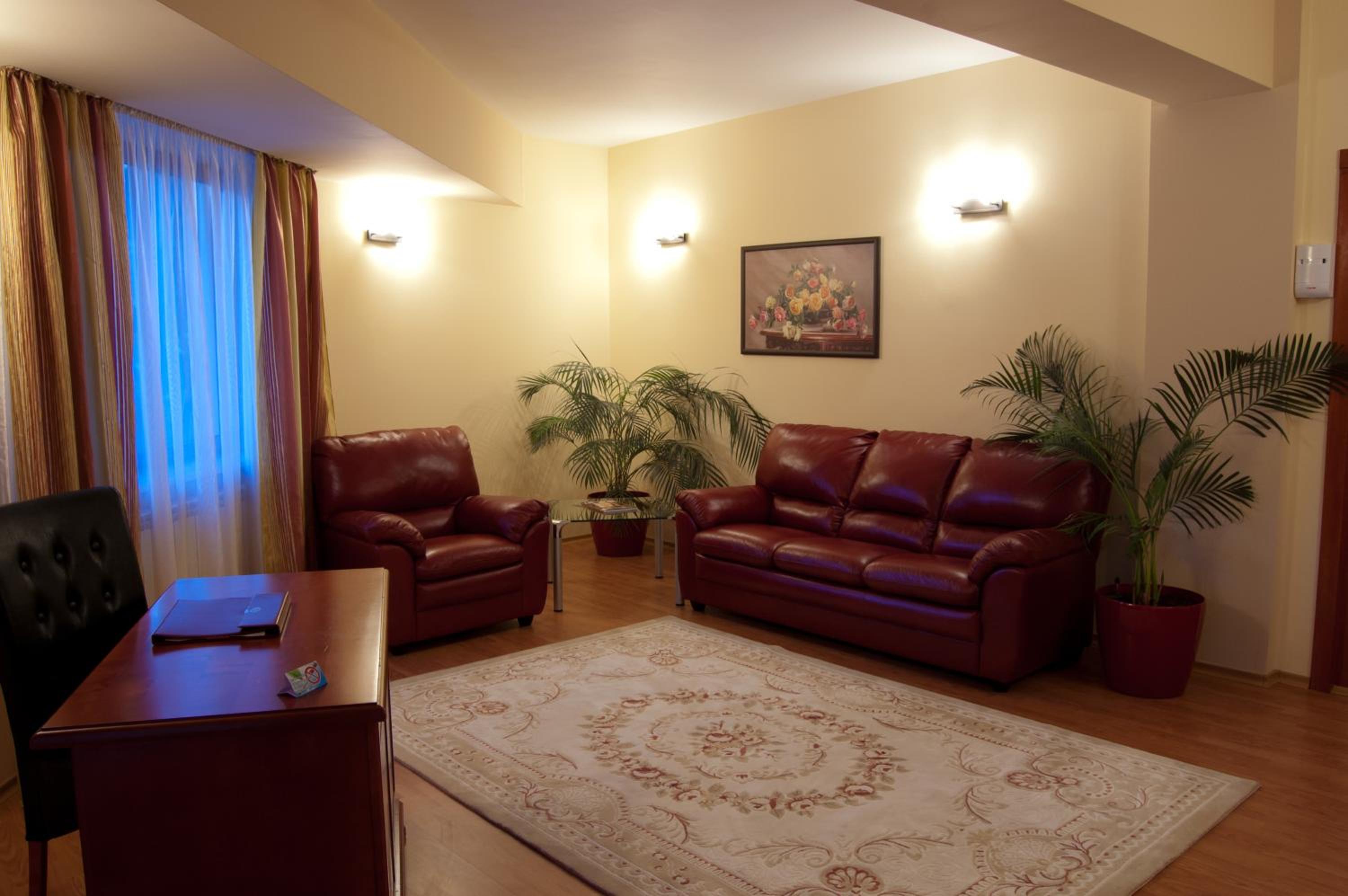 One-Bedroom Suite photo 2