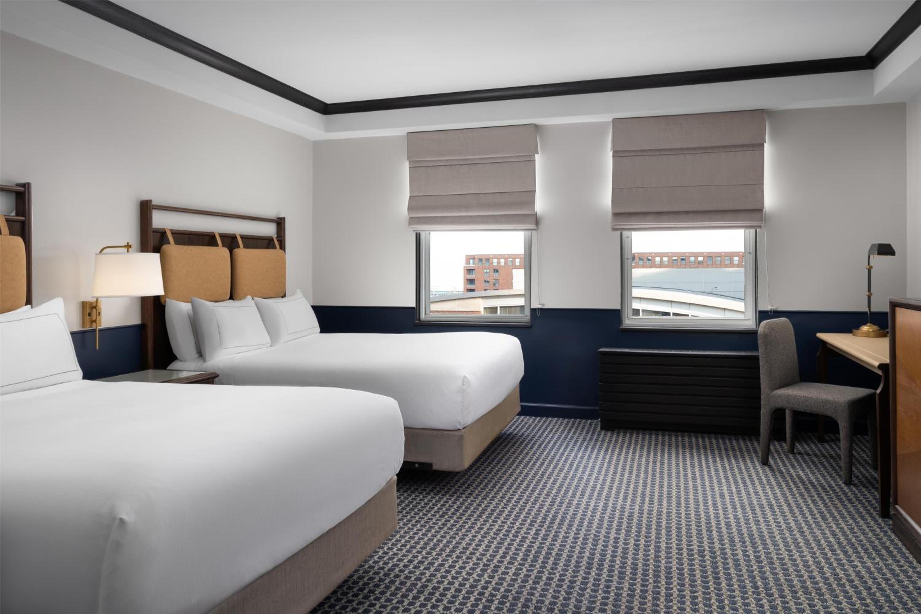 Superior Queen Room with Two Queen Beds - Photo 8