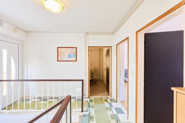 One-Bedroom Apartment - Sea Side