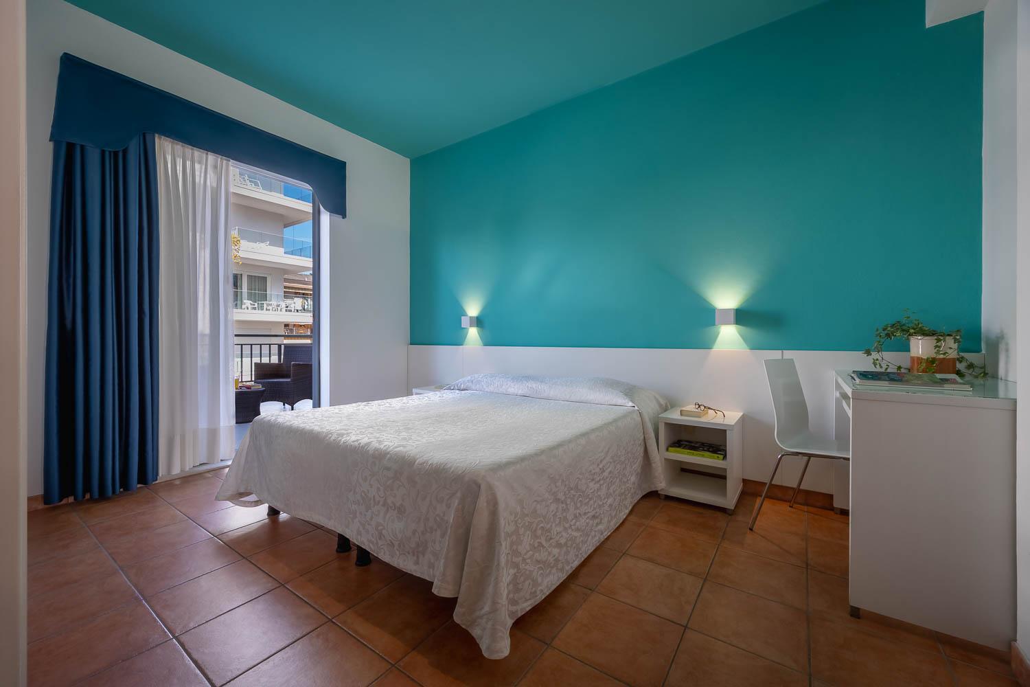 Superior Double or Twin Room photo 3