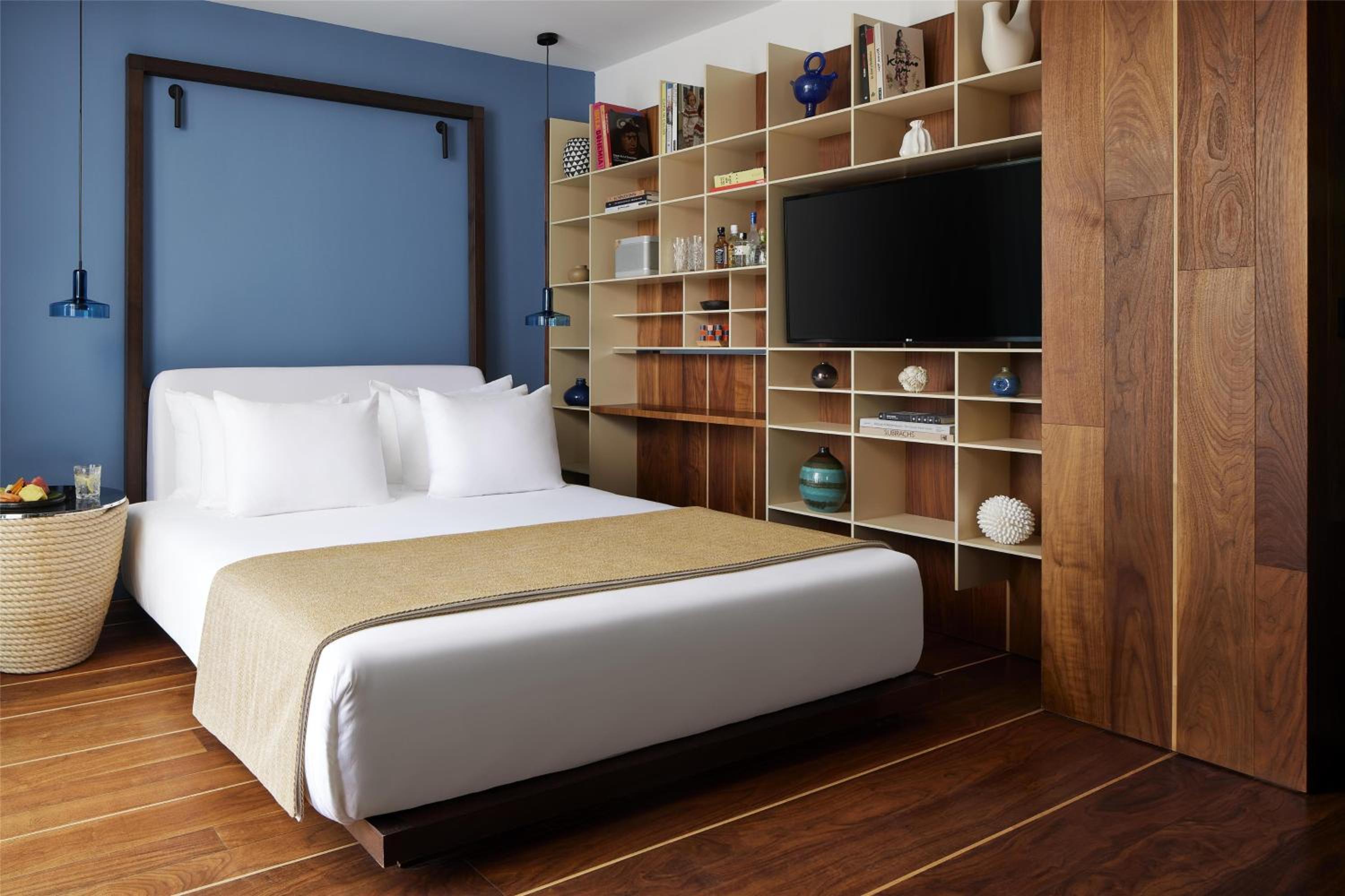 Premium Room with Terrace and View