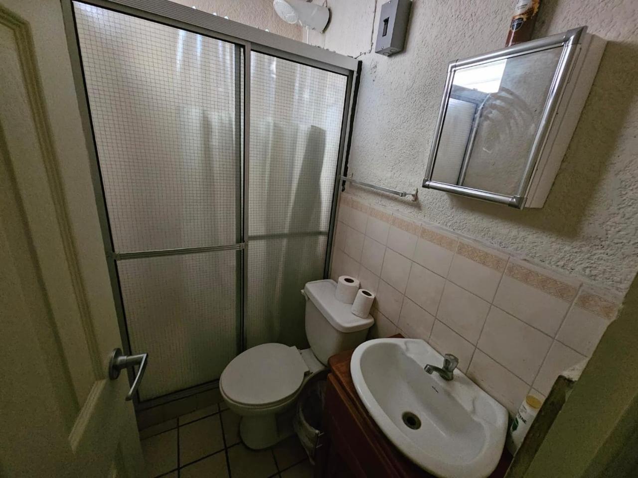 Four-Bedroom House photo 3