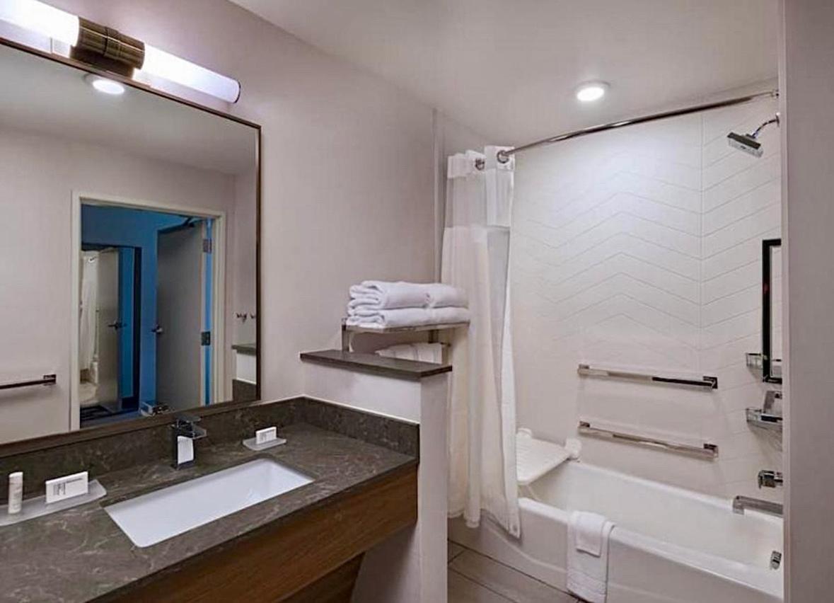 Queen Room with Two Queen Beds and Adapted Tub - Mobility and Hearing Accessible